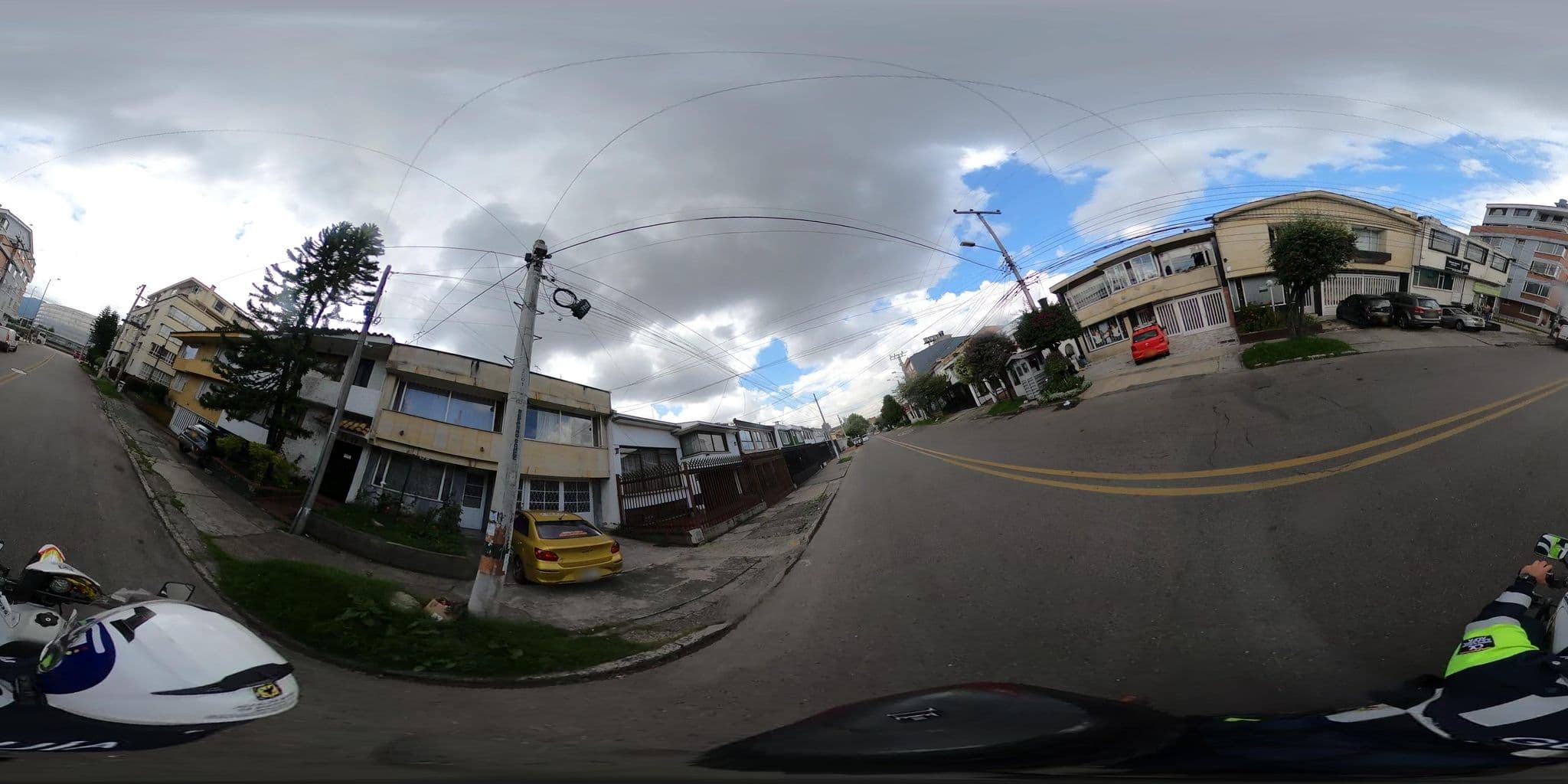 Street view near HOSTEL MOVISTAR ARENA, Bogotá — © jramonSDM (CC BY-SA · Mapillary)