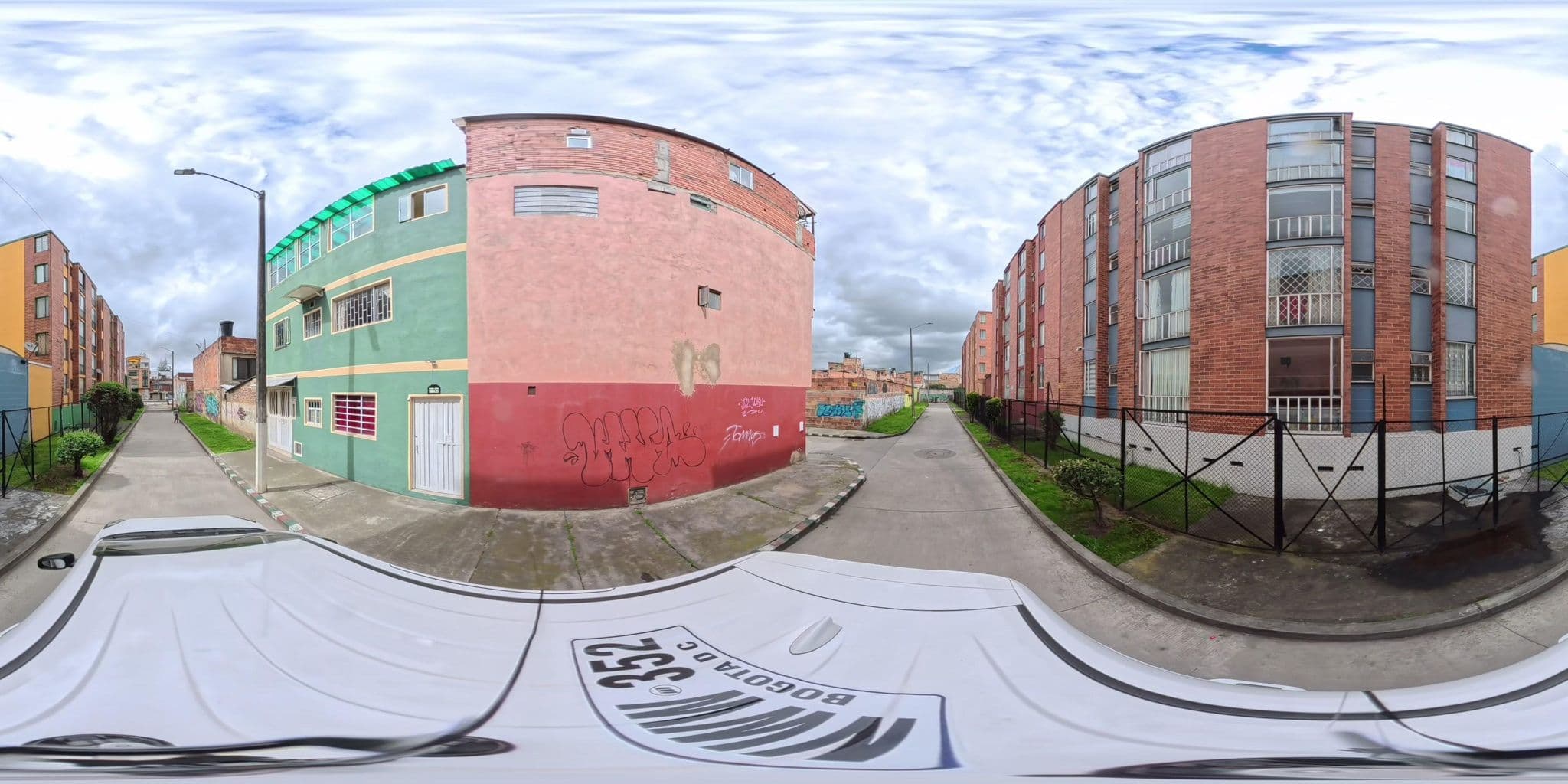 Street view near OkAr Hostel, Kennedy — © cgalindop (CC BY-SA · Mapillary)