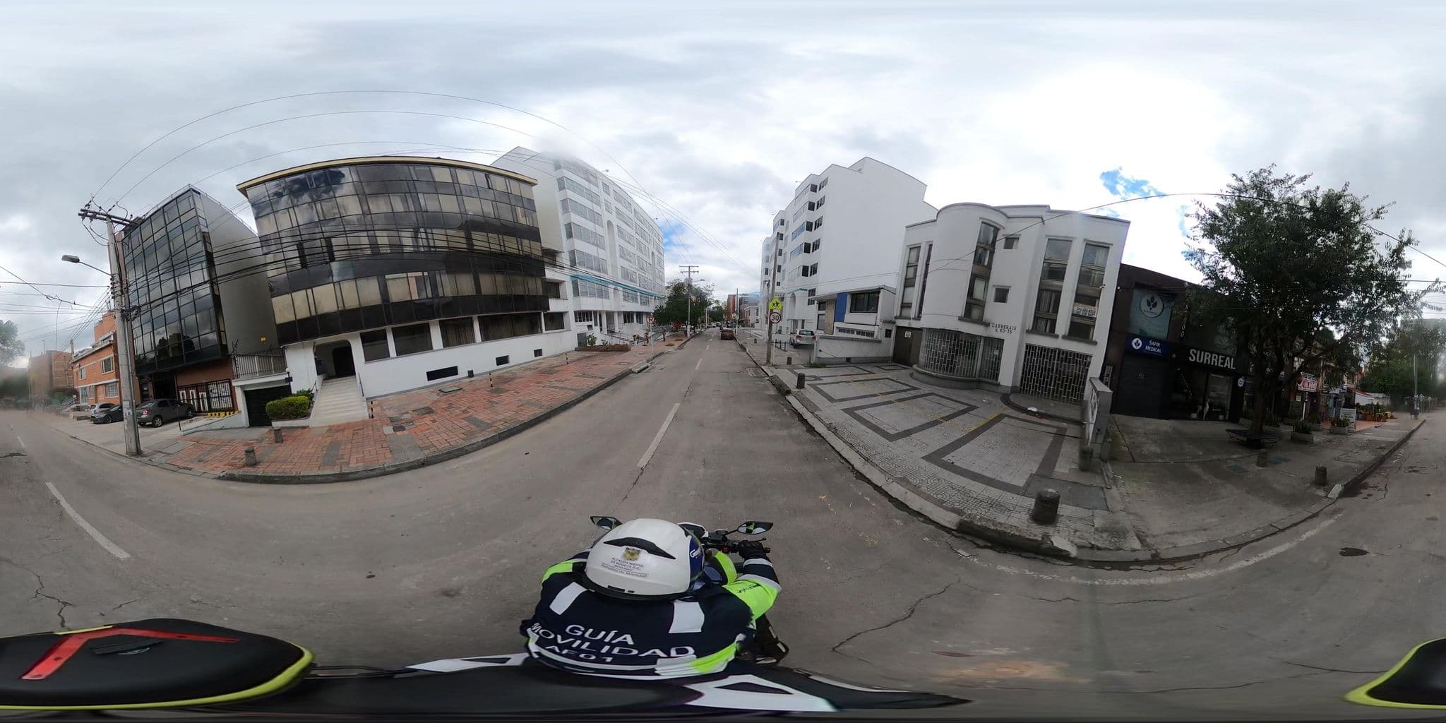 Street view near 82 Hostel Bogota, Barrio San Luis — © cgalindop (CC BY-SA · Mapillary)