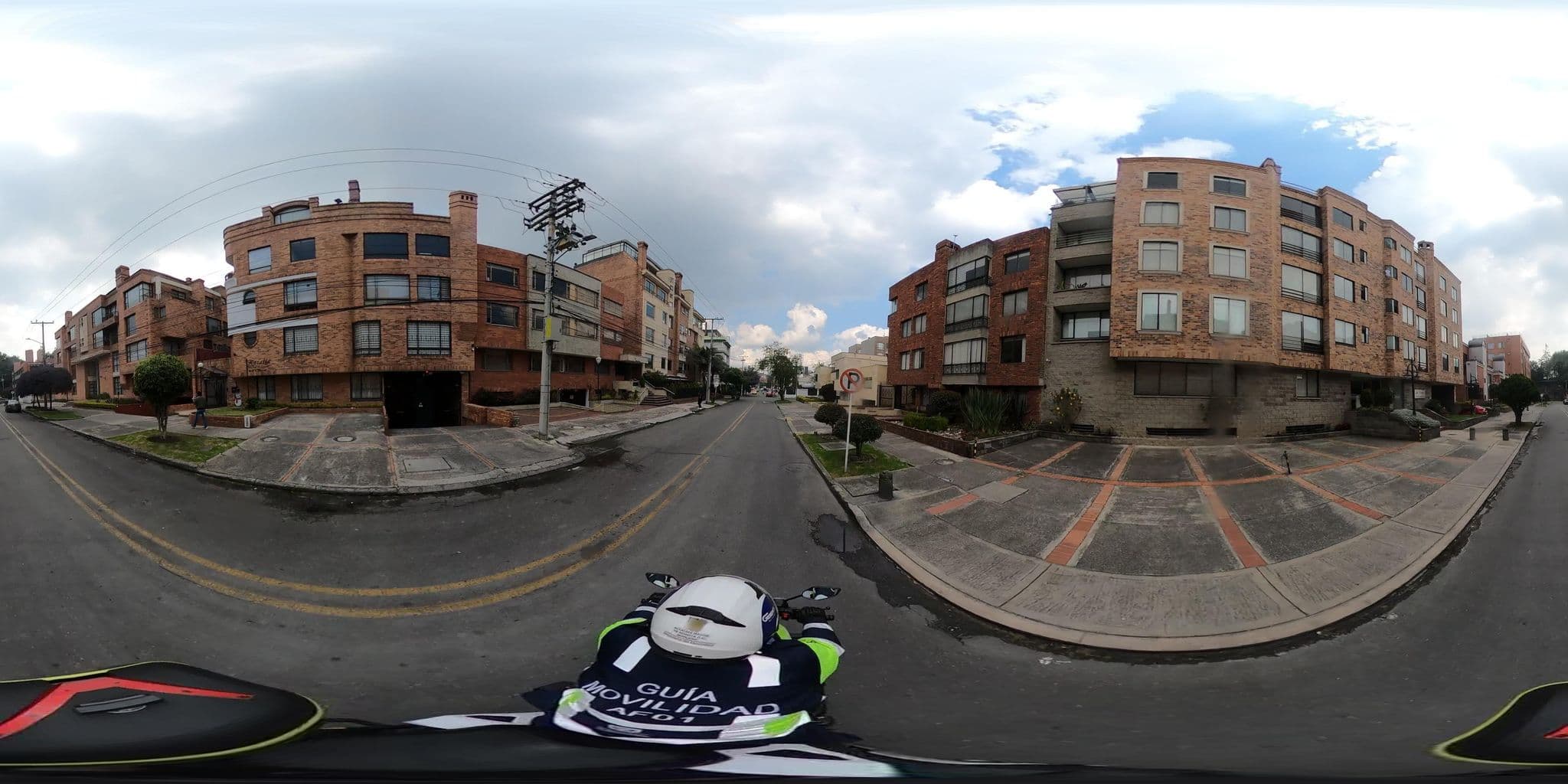 Street view near Suites 108, Barrio San Luis — © krojasSDM (CC BY-SA · Mapillary)
