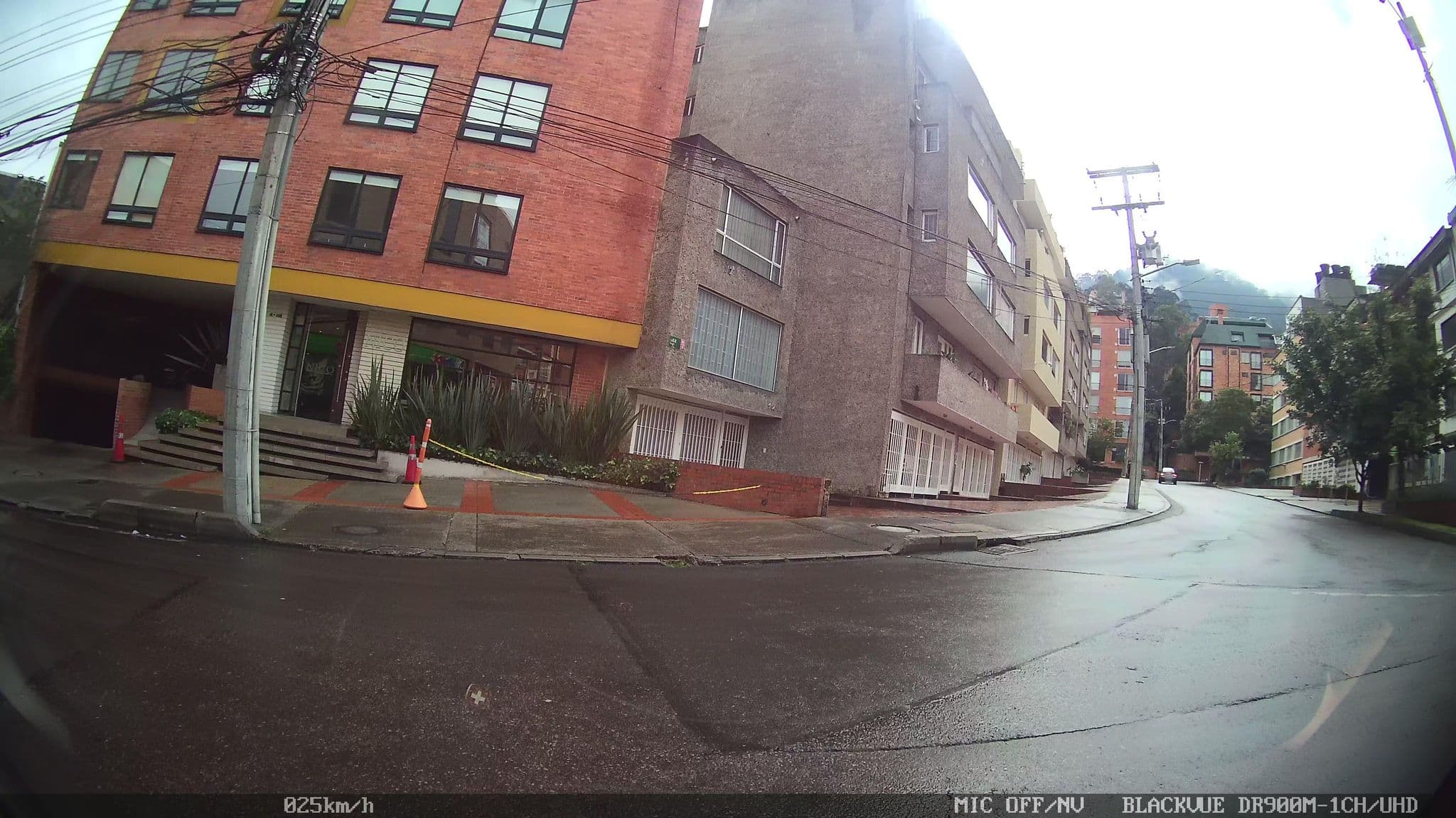 Street view near Nico ApartaSuites - Hotel, Barrio San Luis — © kaart_4 (CC BY-SA · Mapillary)