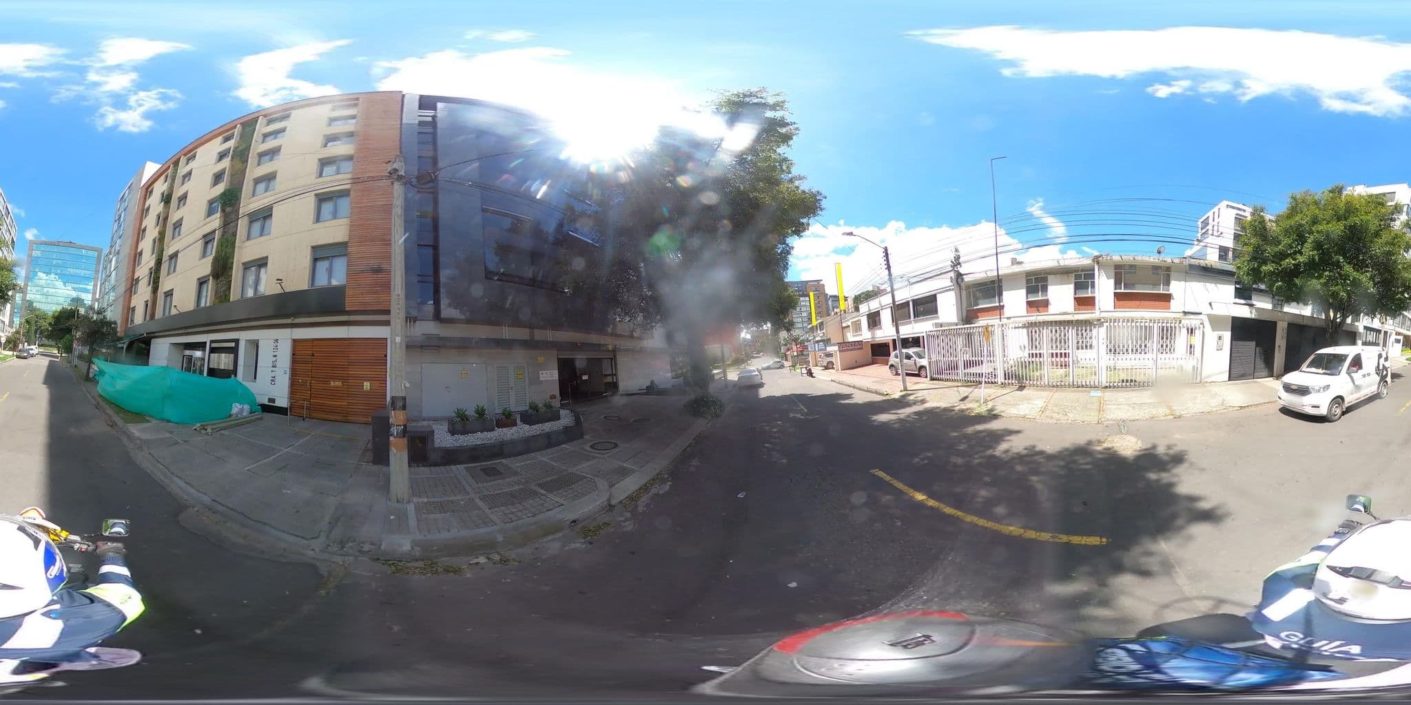 Street view near Biohotel Organic Suites Bogotá Usaquen, Barrio San Luis — © cgalindop (CC BY-SA · Mapillary)
