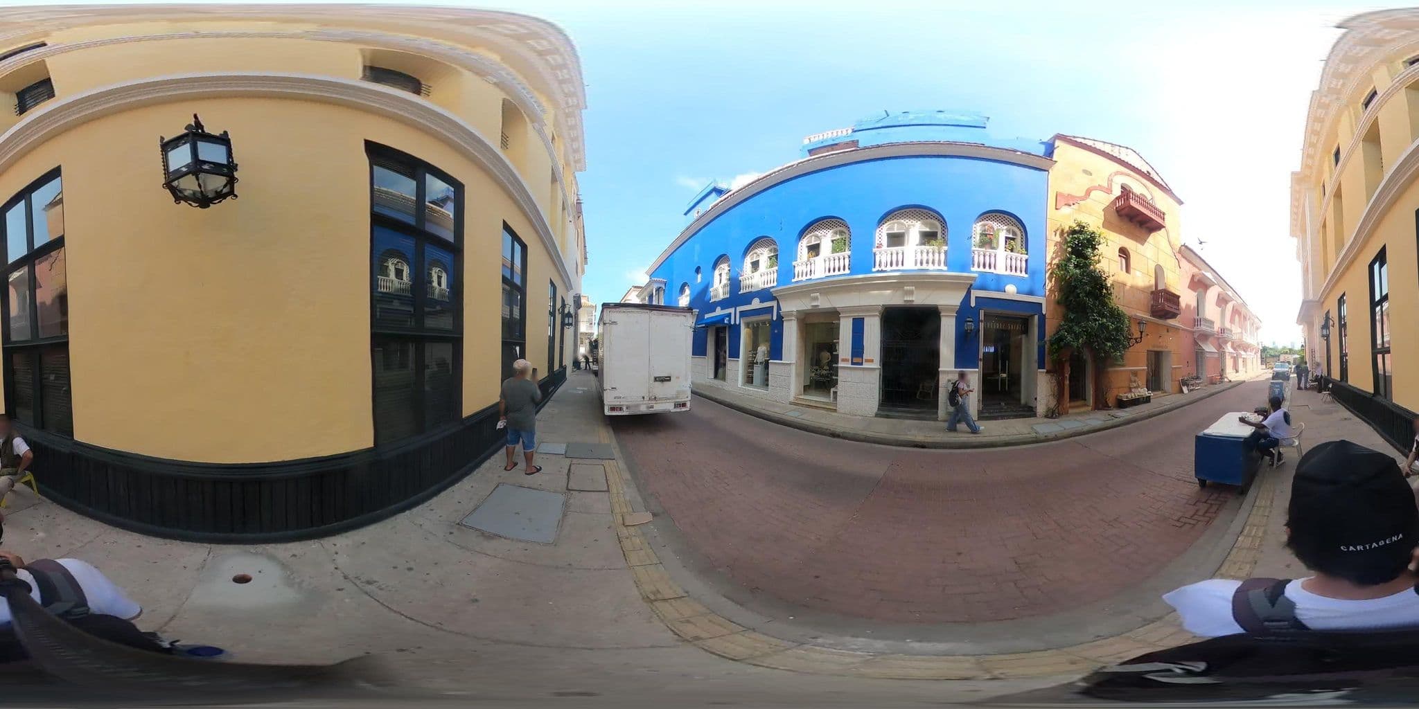 Street view near Charleston Santa Teresa Cartagena, Cartagena — © angoca (CC BY-SA · Mapillary)