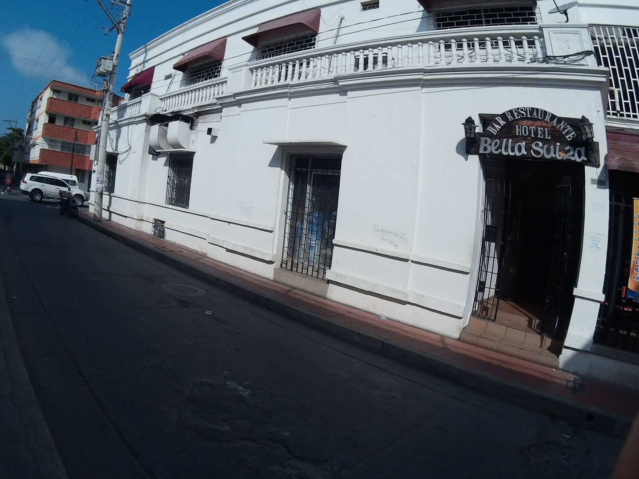 Street view near Casa Zarah - Alma Hotels, Santa Marta — © humano (CC BY-SA · Mapillary)