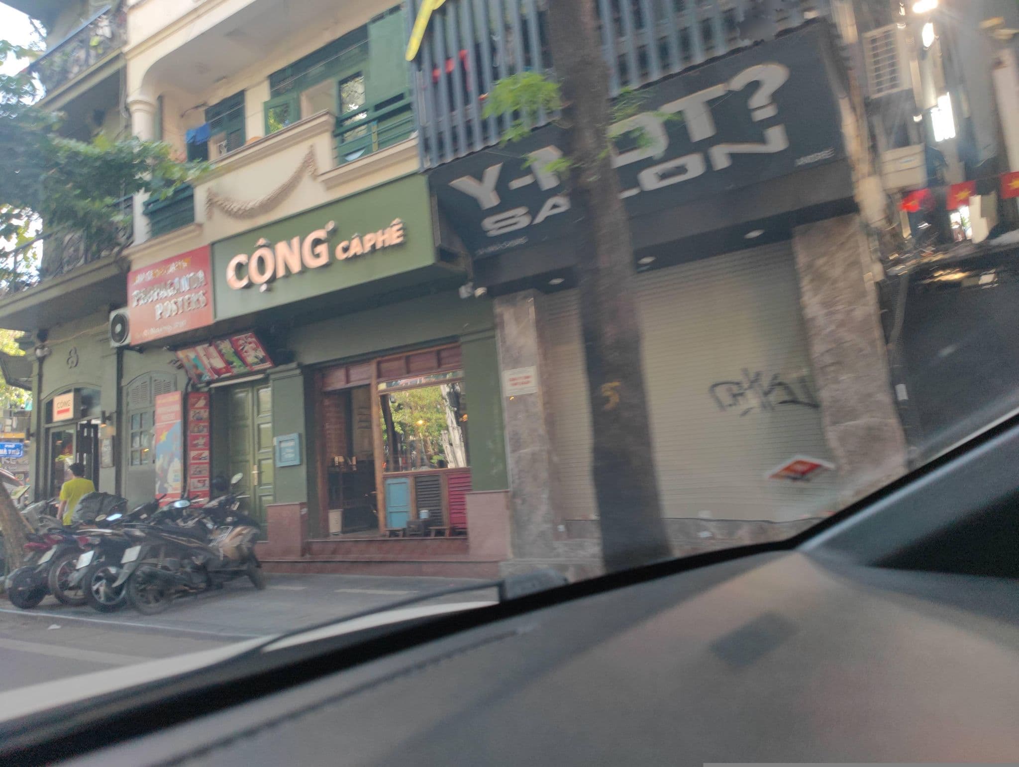 Street view near GRAND HÔTEL du LAC Hanoi, Hoàn Kiếm — © hn_right_2 (CC BY-SA · Mapillary)
