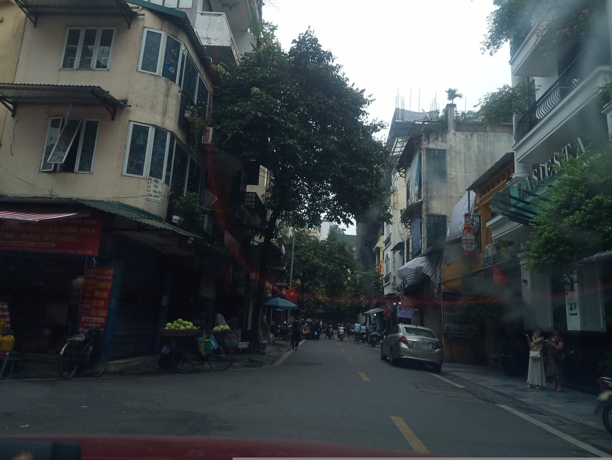 Street view near La Siesta Premium Hang Be Hotel, Hoàn Kiếm — © hn_front_1 (CC BY-SA · Mapillary)