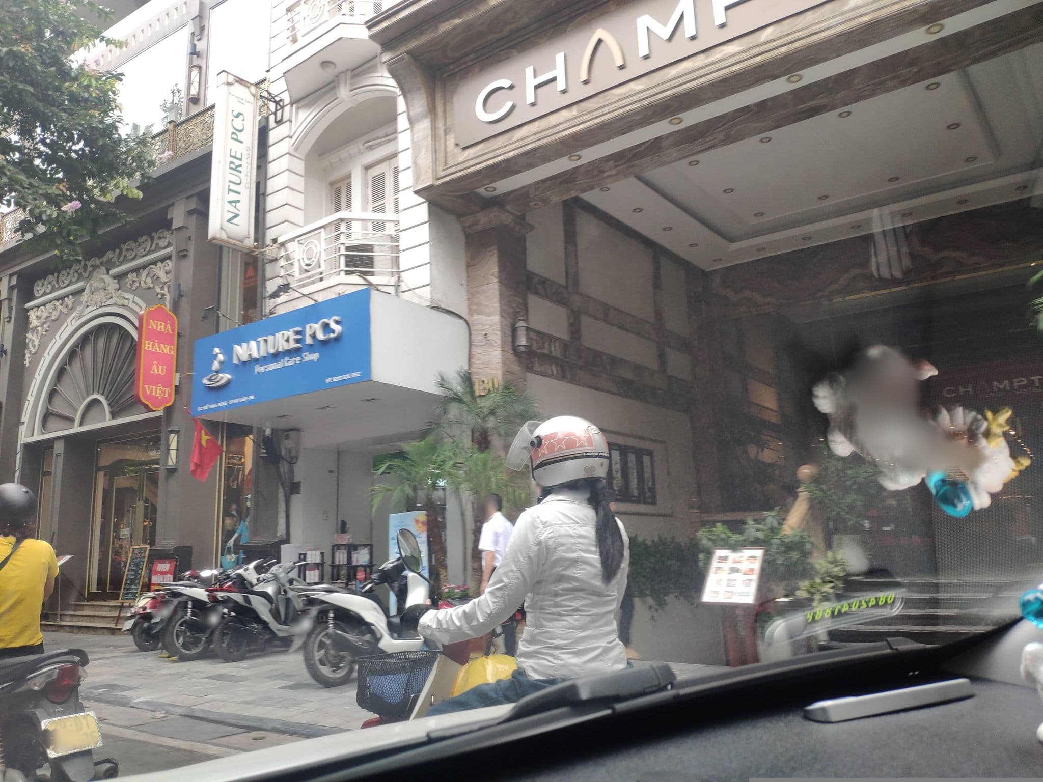 Street view near Champton Hanoi Hotel, Hoàn Kiếm — © hn_right_1 (CC BY-SA · Mapillary)