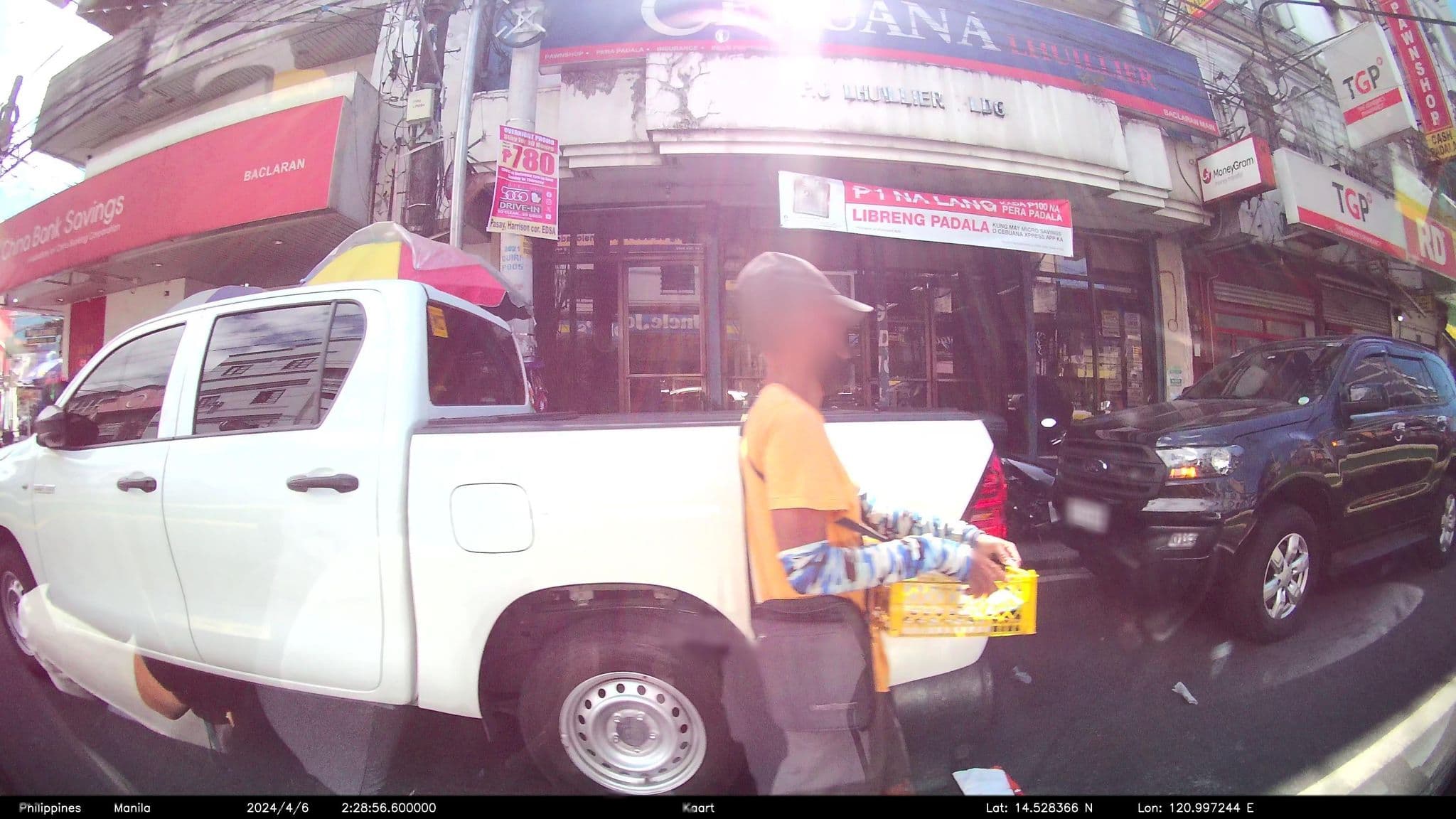 Street view near RedDoorz @ MUBG Apartelle near Baclaran Church, Baclaran — © kaart_4 (CC BY-SA · Mapillary)