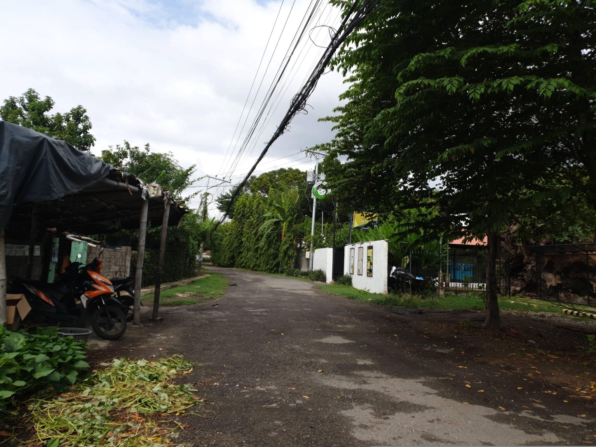 Street view near Mad Monkey Dumaguete, Dumaguete — © doodstecsonhere (CC BY-SA · Mapillary)