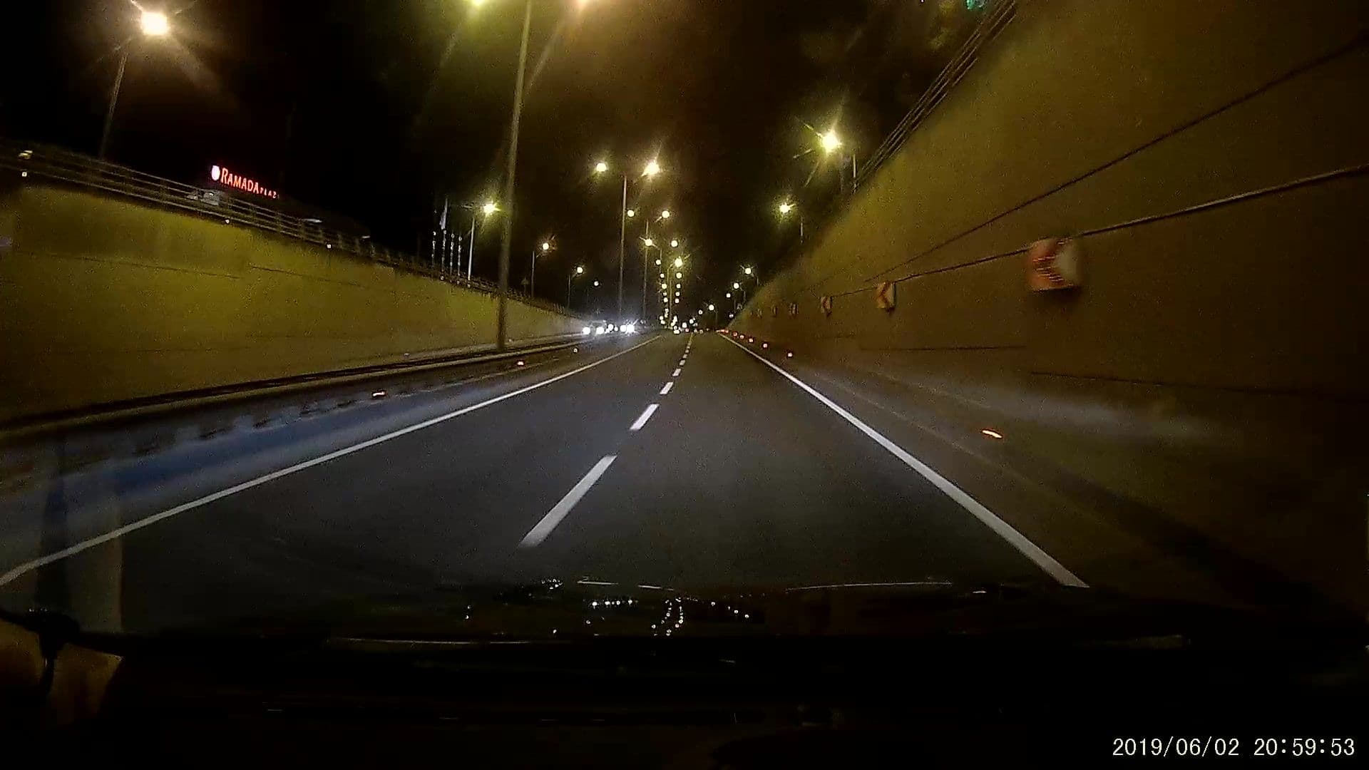 Street view near Royal Axis Suites Hotel, Yomra — © healixx (CC BY-SA · Mapillary)