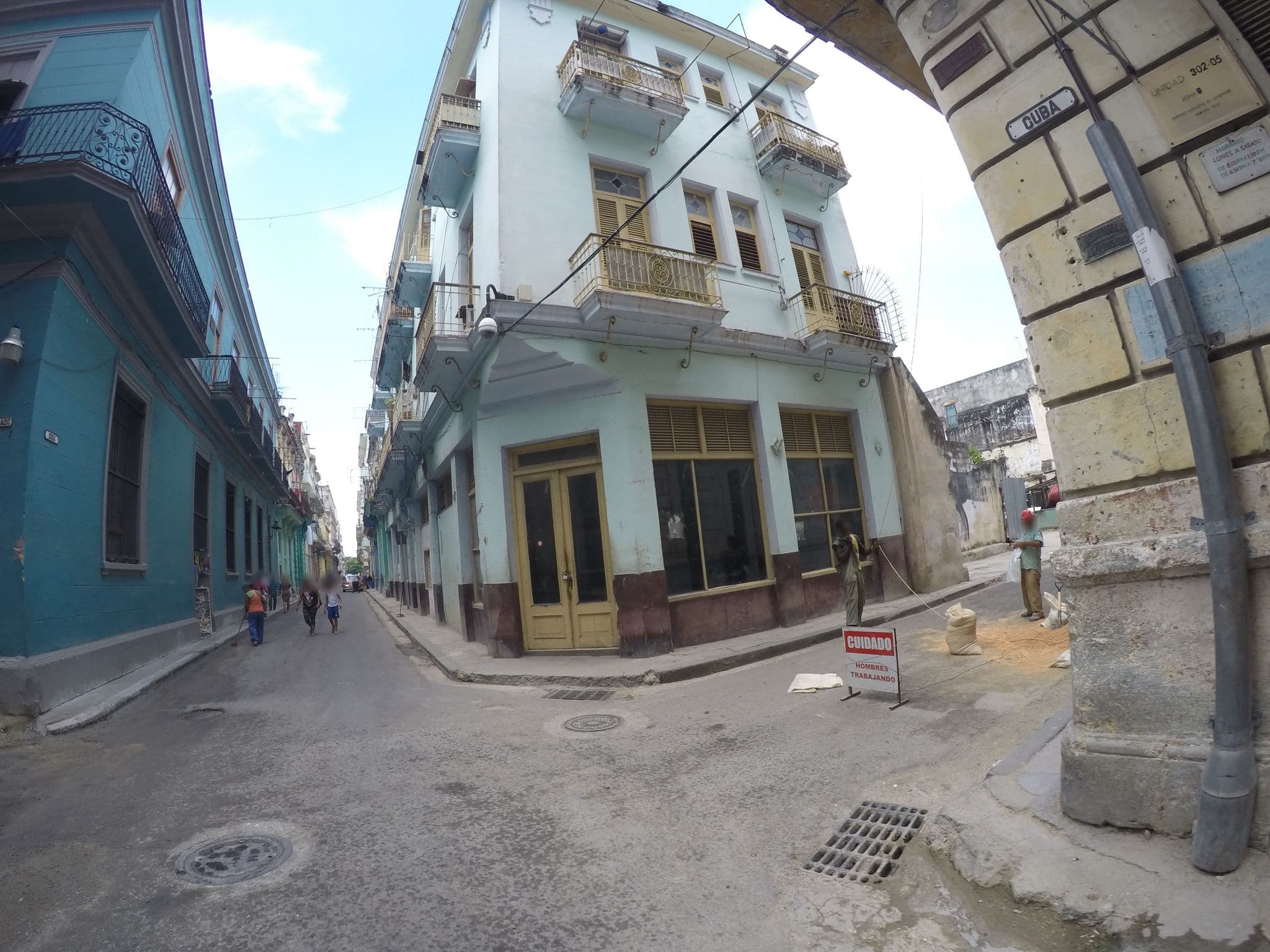 Street view near Havana Flores Apartment, La Habana Vieja — © ccossio (CC BY-SA · Mapillary)