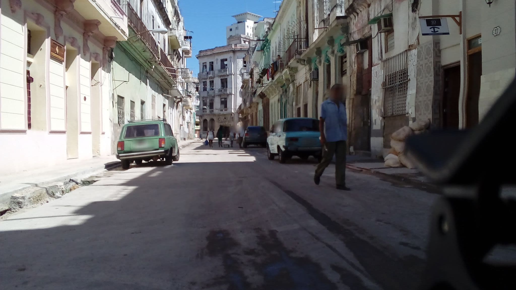 Street view near Casa Colonial 1922, Centro Habana — © elpbatista (CC BY-SA · Mapillary)