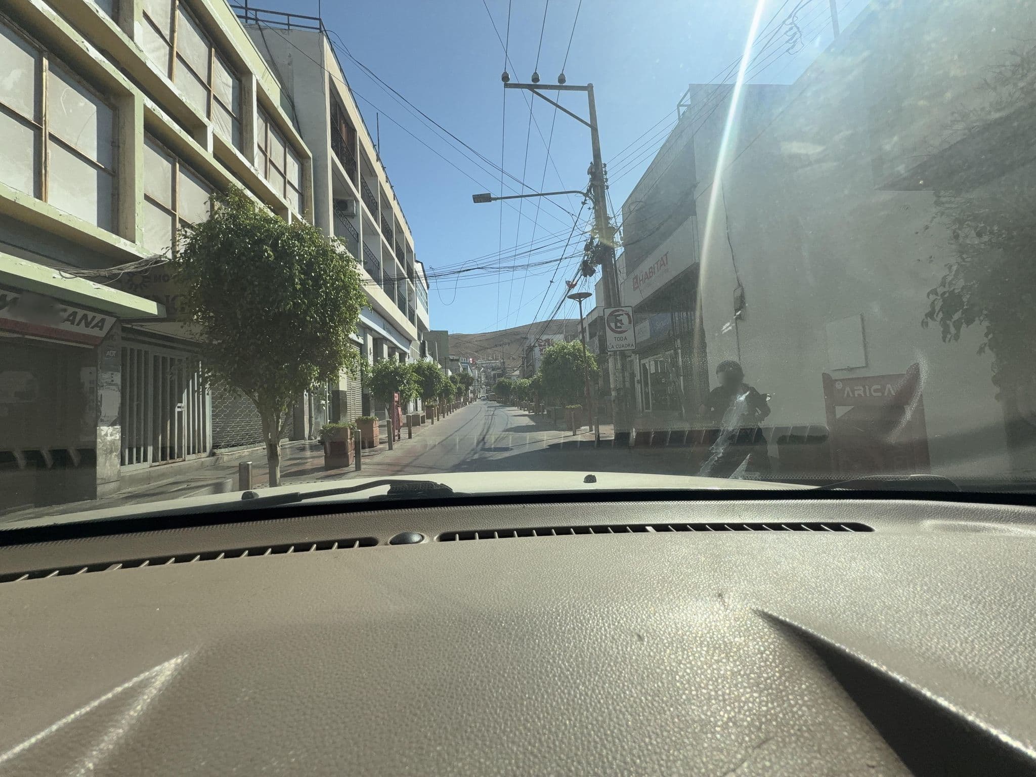 Street view near Hotel King, Arica — © contrerasalcalde (CC BY-SA · Mapillary)