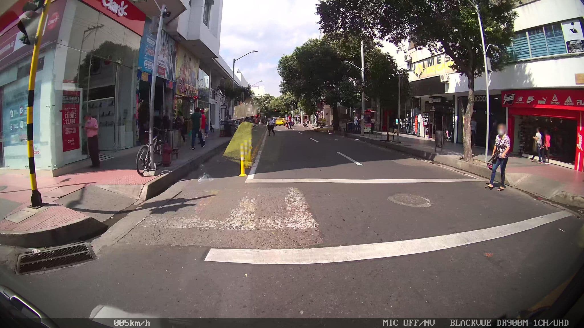 Street view near Hotel Ramada Cúcuta HR, Cúcuta — © kaart_2 (CC BY-SA · Mapillary)
