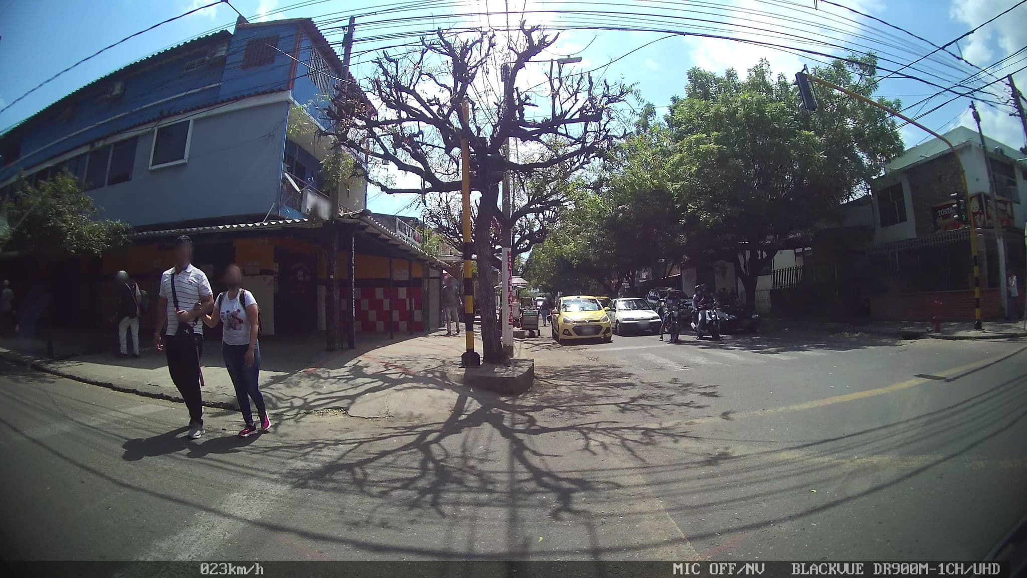 Street view near Hotel Superior, Cúcuta — © kaart_2 (CC BY-SA · Mapillary)