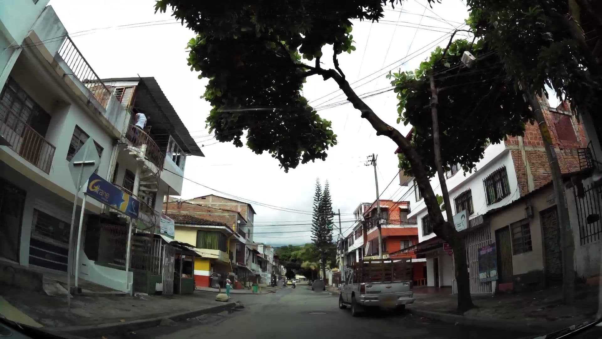 Street view near Hostal Bau420! Backpackers, Cali — © kaartcam (CC BY-SA · Mapillary)