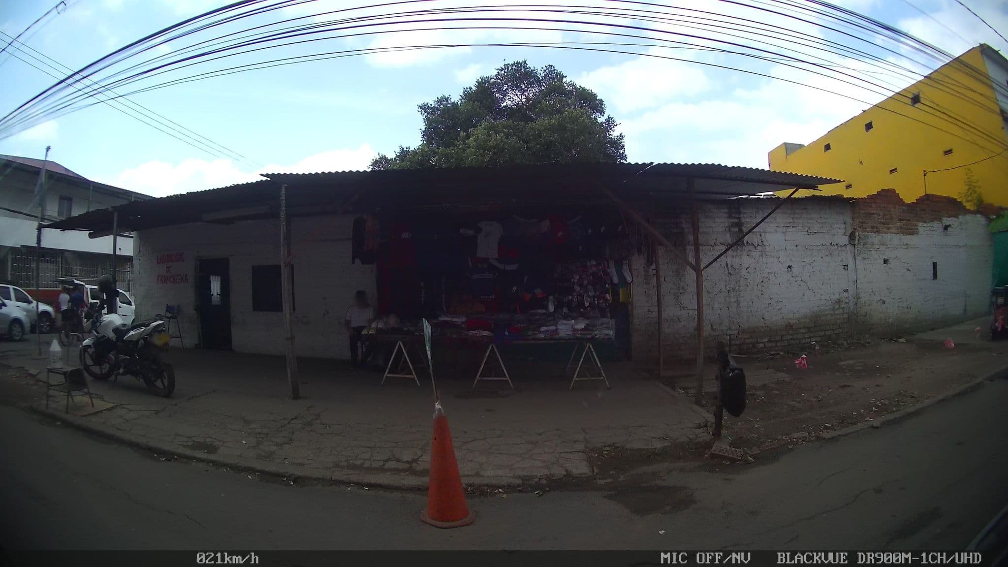 Street view near Ayenda Hospedaje WIV, Cúcuta — © kaart_2 (CC BY-SA · Mapillary)