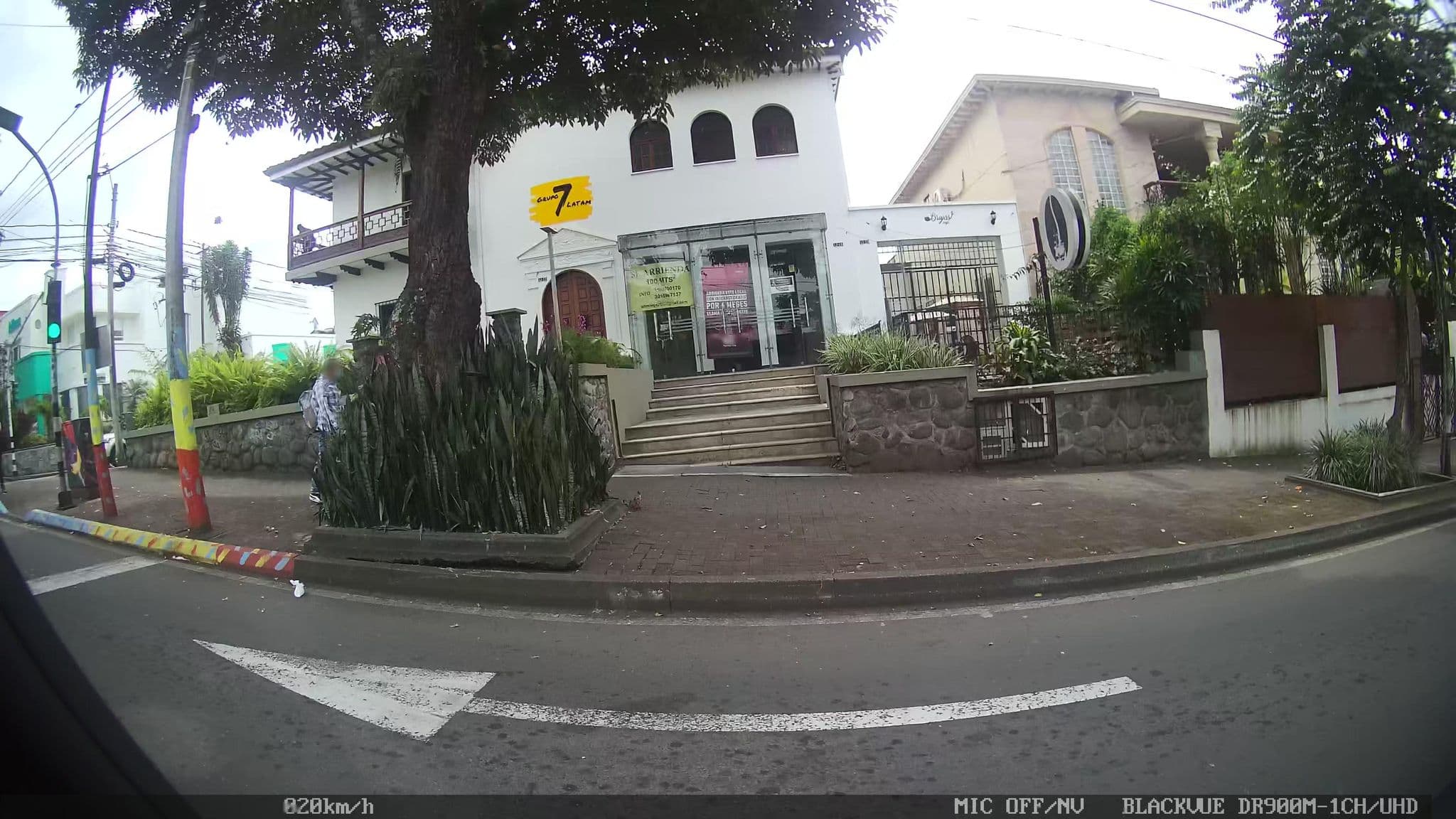 Street view near Hotel Don Alfonso, Pereira — © kaart_2 (CC BY-SA · Mapillary)