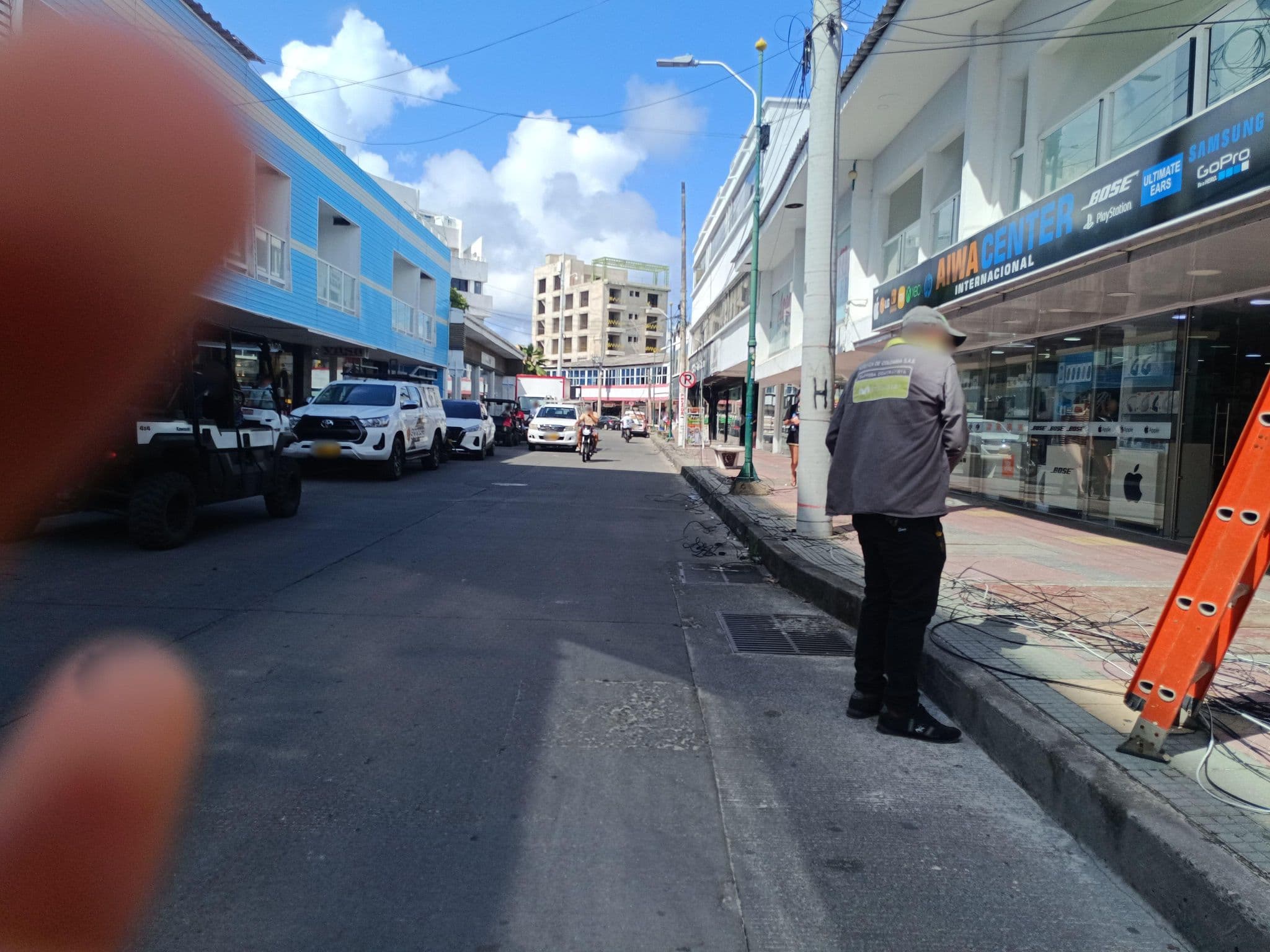 Street view near Holiday sai hotel, San Andrés — © bluealmondhostel (CC BY-SA · Mapillary)