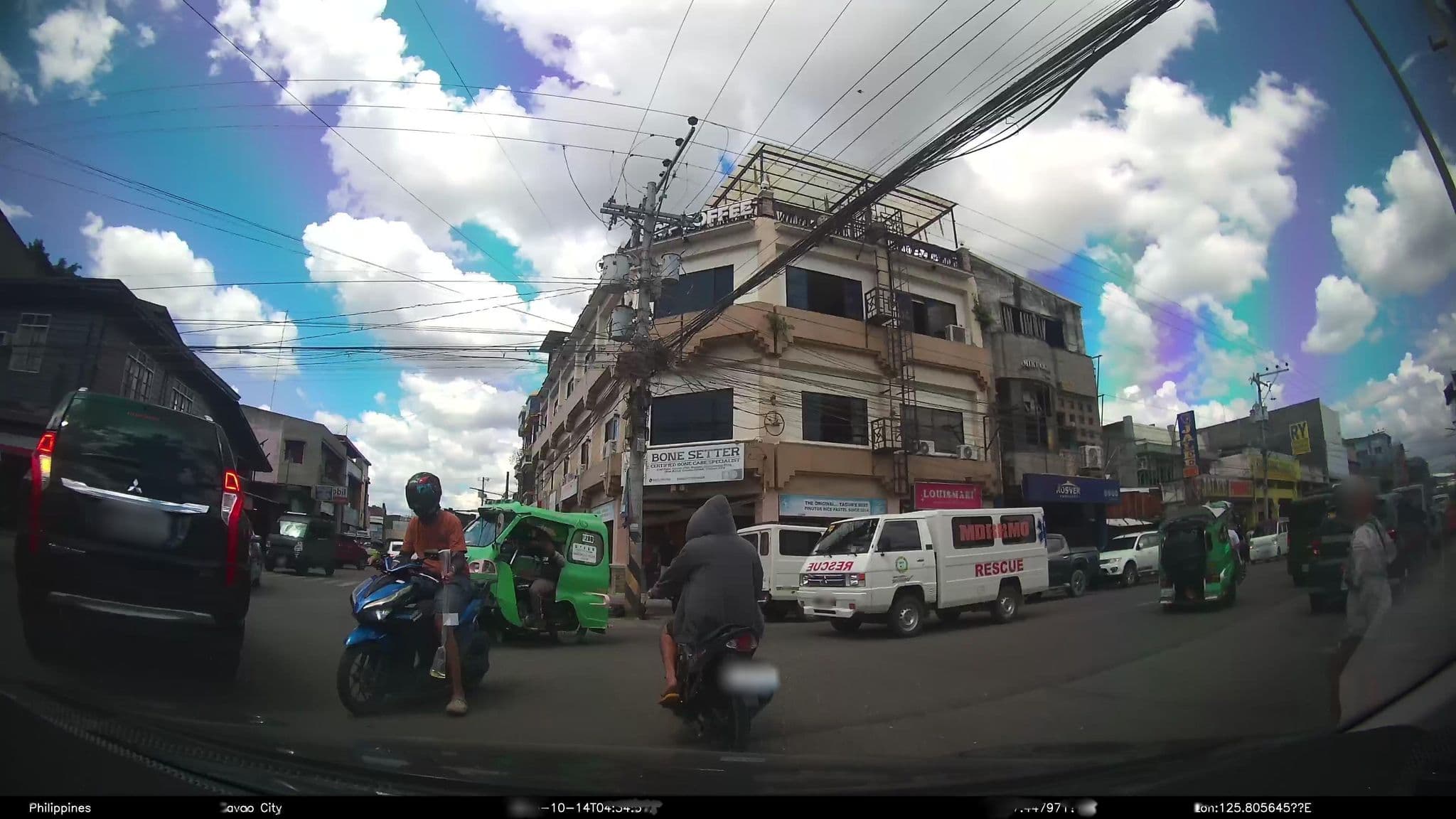 Street view near Prime Hotel, Magugpo Poblacion — © kaart_1 (CC BY-SA · Mapillary)