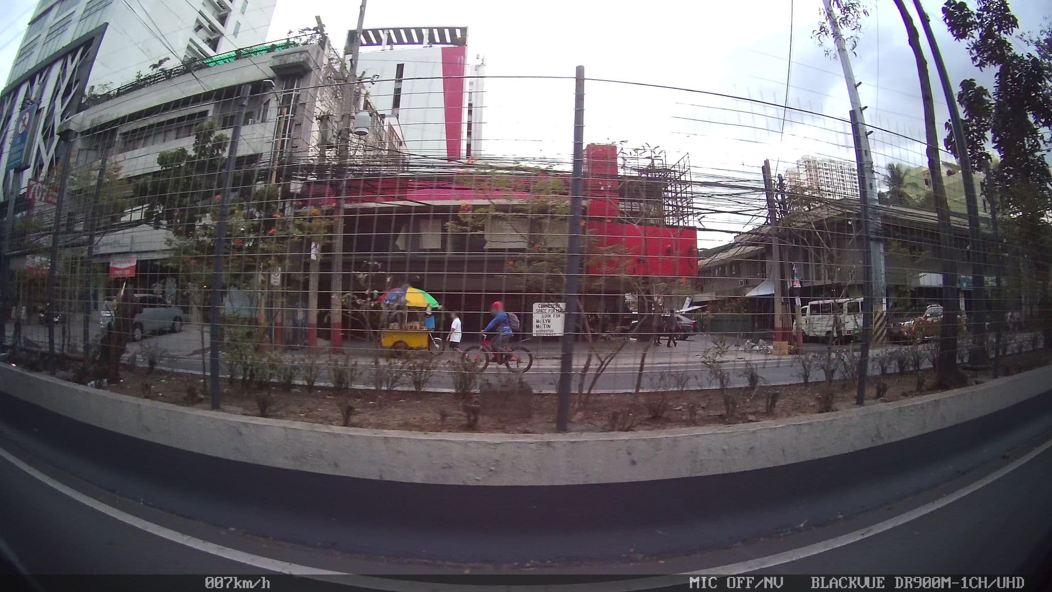 Street view near Privato Hotel Ortigas, Pasig City — © kaart_4 (CC BY-SA · Mapillary)