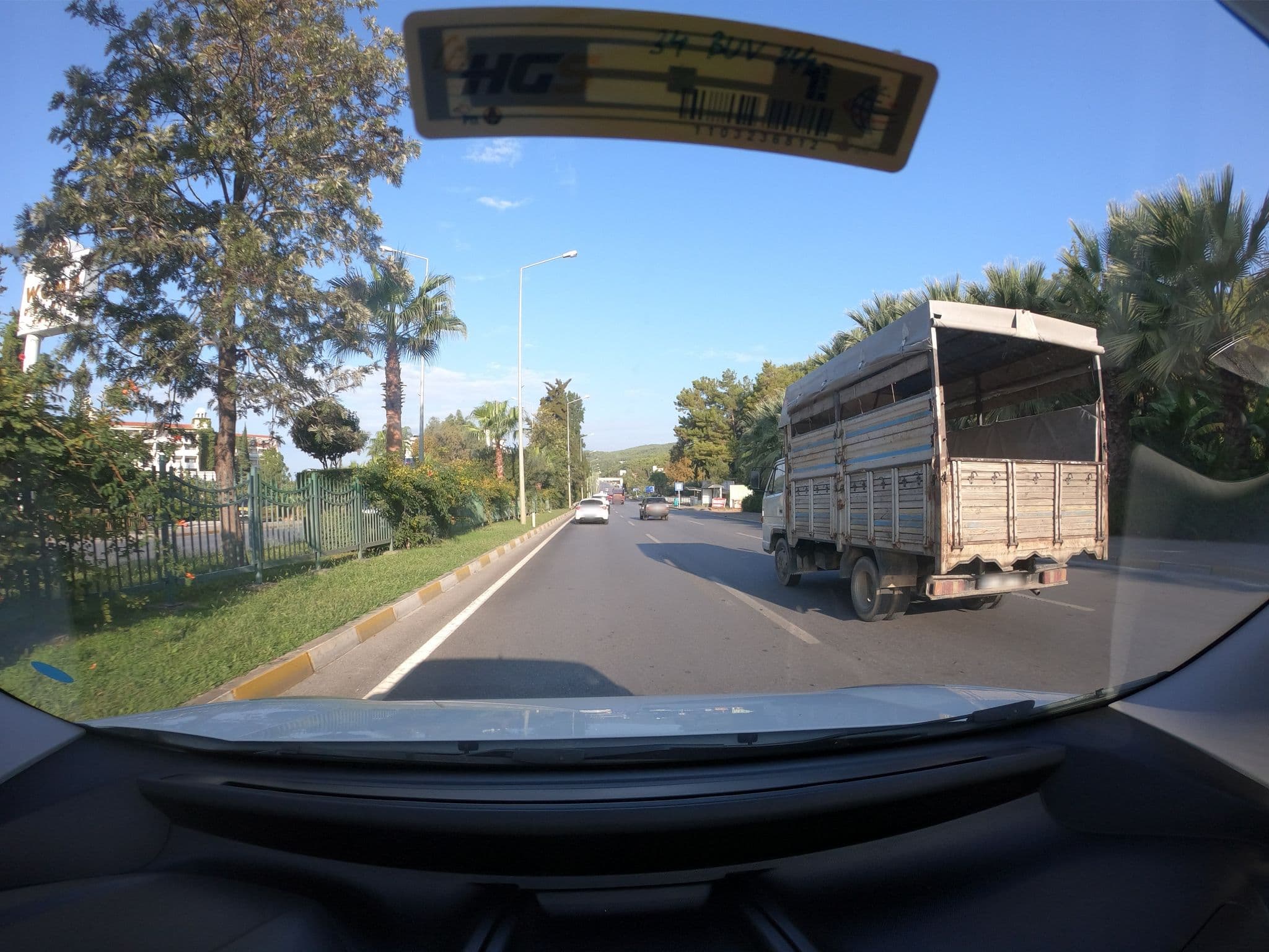 Street view near Annabella Park Hotel, Avsallar — © krm (CC BY-SA · Mapillary)