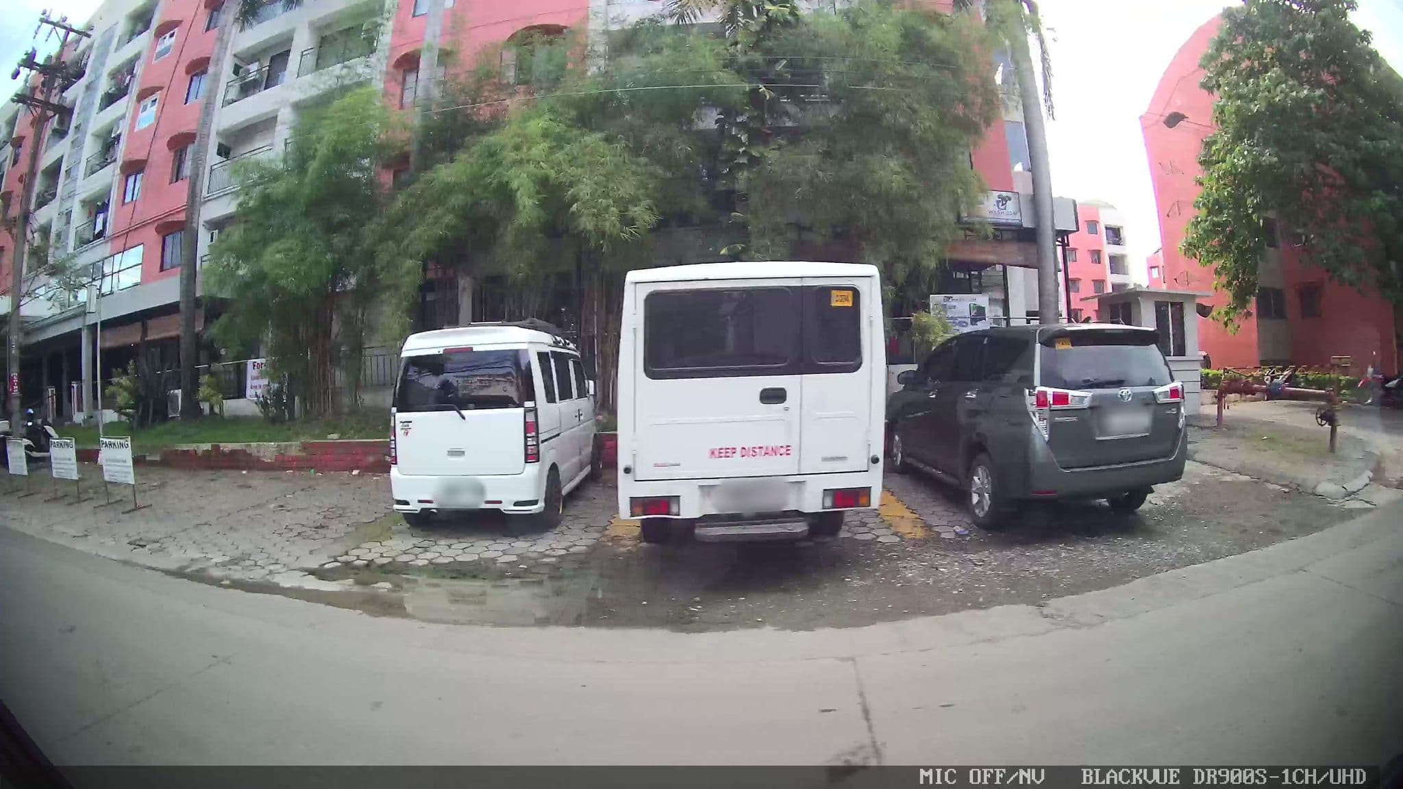 Street view near D522 Hostel at Kiener Hills & Near Cebu Airport, Lapu-Lapu City — © Kaart---LEFT (CC BY-SA · Mapillary)