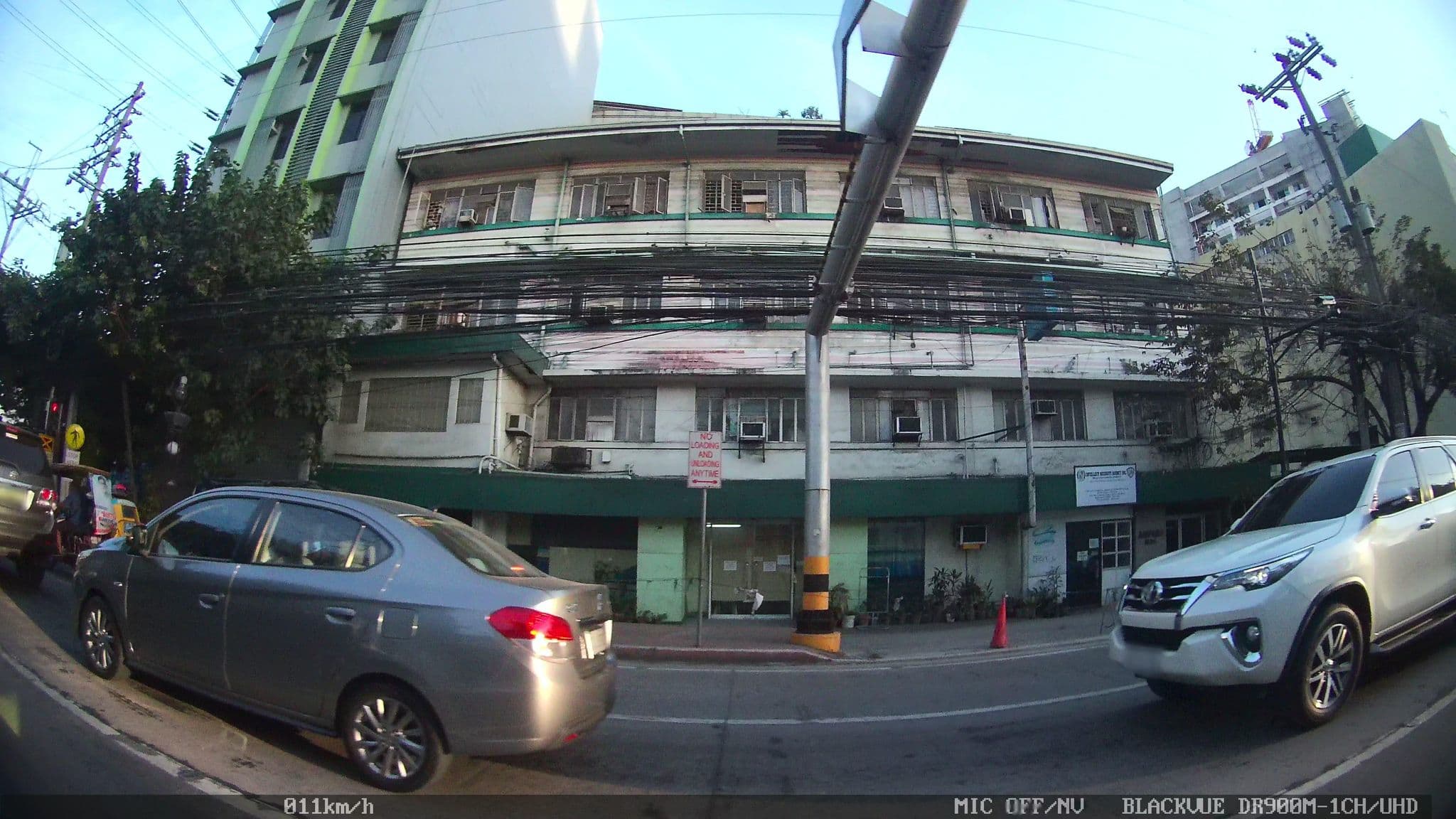 Street view near UN residences, Paco — © kaart_4 (CC BY-SA · Mapillary)