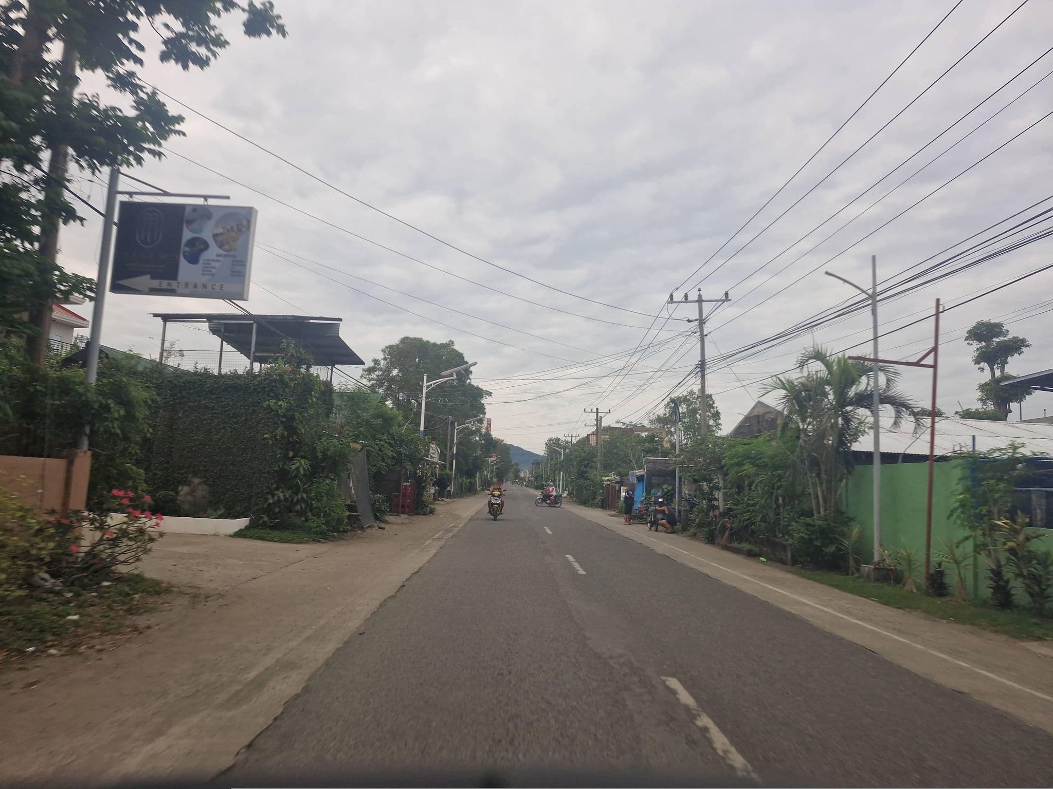 Street view near 3M's Place, Pagudpud — © Yivan000 (CC BY-SA · Mapillary)