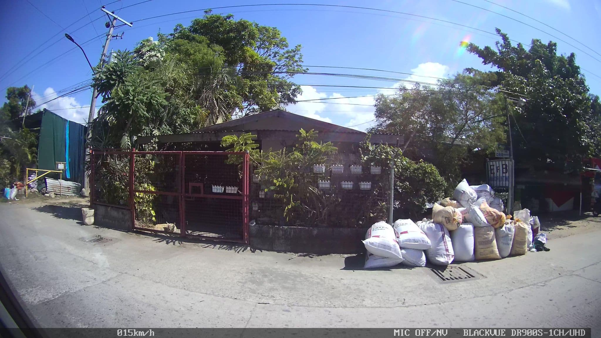 Street view near A Residences, Paringao — © Kaart---RIGHT (CC BY-SA · Mapillary)