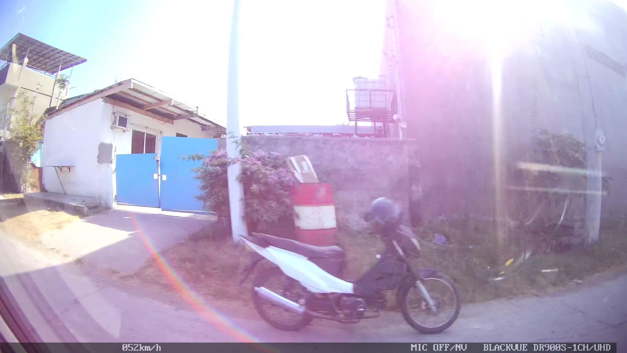 Street view near Dylan’s Penthouse, Paringao — © Kaart---RIGHT (CC BY-SA · Mapillary)