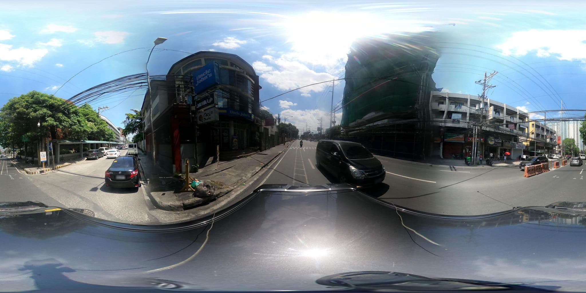 Street view near Alino Hotel, Mariana — © kaartcam (CC BY-SA · Mapillary)