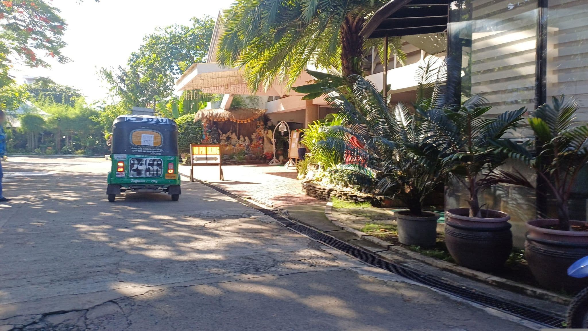 Street view near ZEN Rooms JJ's Seafood Tagbilaran, Tagbilaran City — © ReyLadiao (CC BY-SA · Mapillary)
