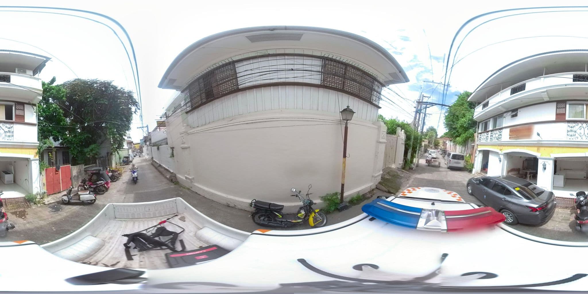 Street view near Manuela's Inn, Vigan — © srdpmapping (CC BY-SA · Mapillary)