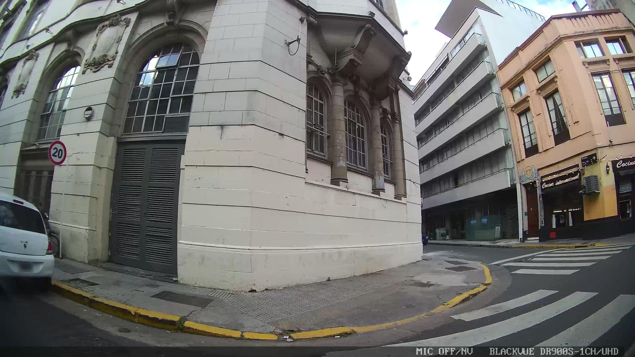 Street view near Hostel Party, Buenos Aires — © kaart_3 (CC BY-SA · Mapillary)