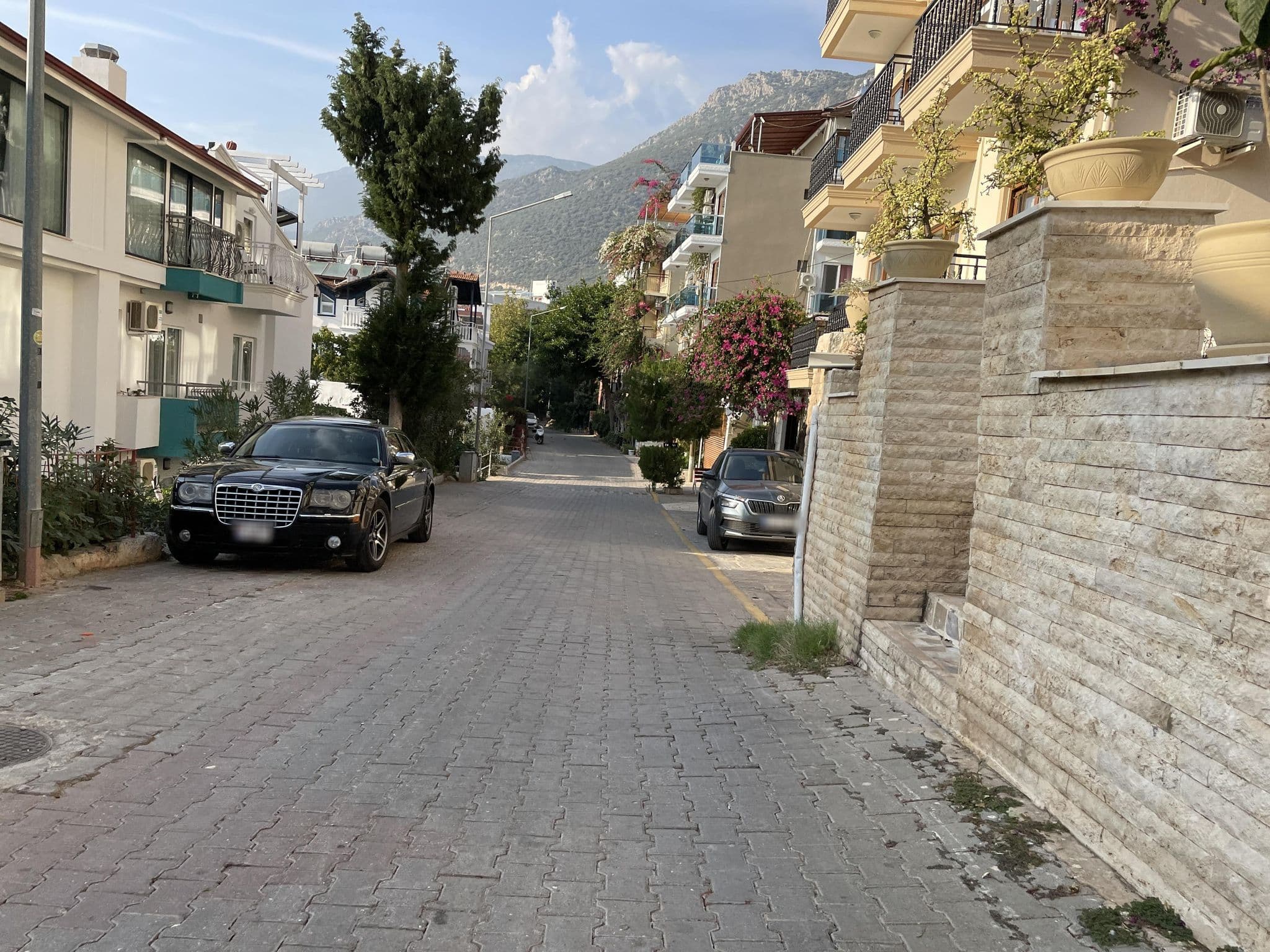 Street view near Kayahan Hotel, Kaş — © egorka (CC BY-SA · Mapillary)