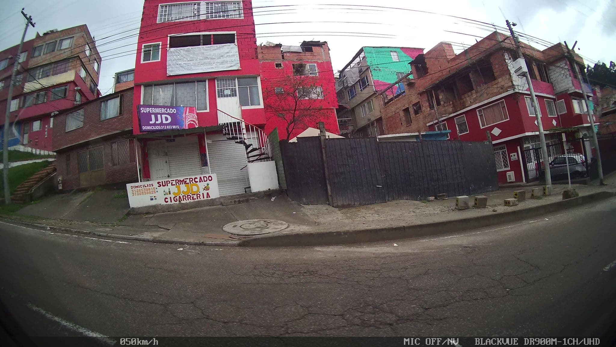Street view near Zona de camping San Jorge, Bogotá — © kaart_4 (CC BY-SA · Mapillary)
