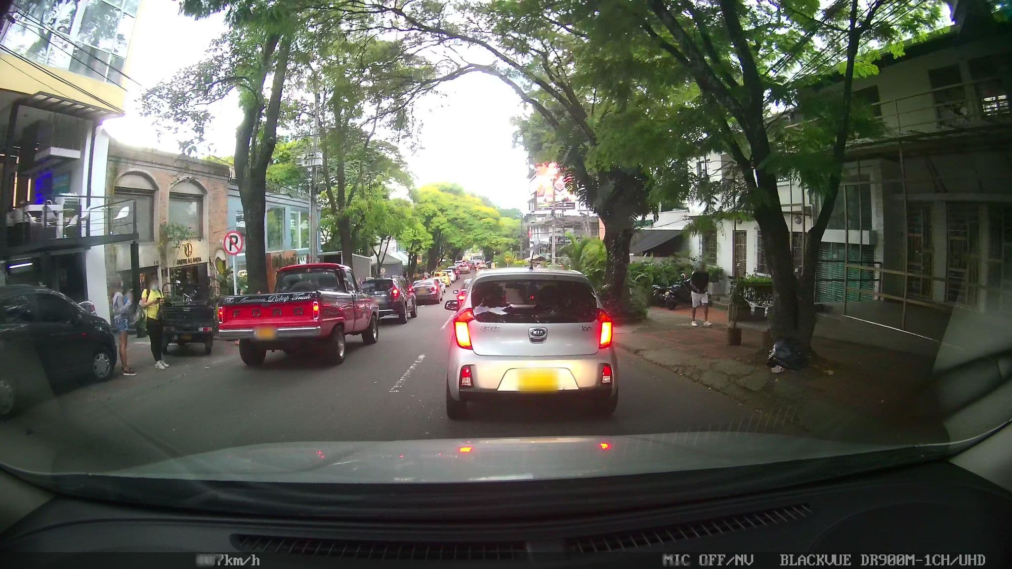 Street view near Haven, A Design Hotel, Medellín — © kaart_4 (CC BY-SA · Mapillary)