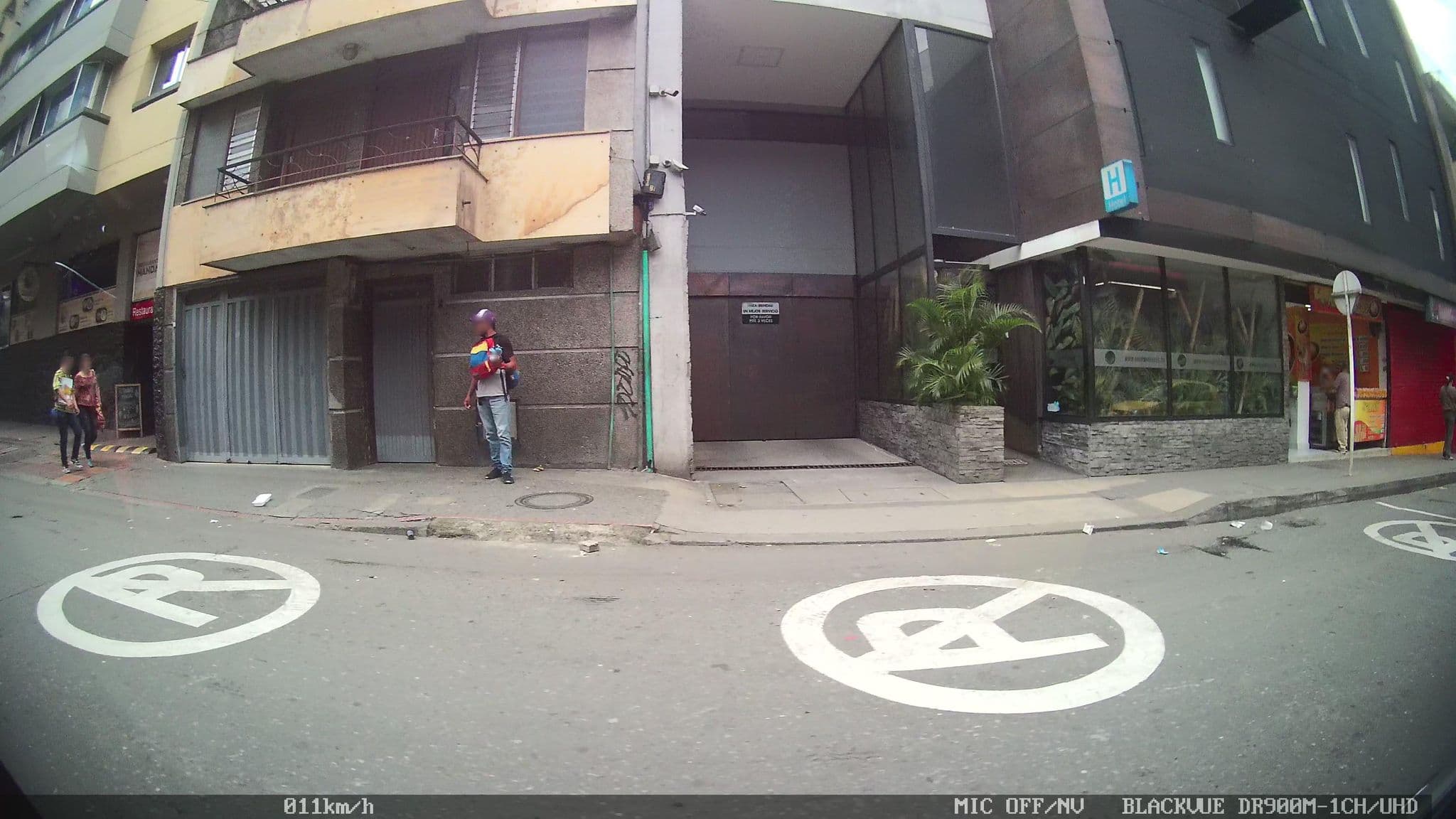 Street view near Hotel 47 Medellin Street, Medellín — © kaart_4 (CC BY-SA · Mapillary)