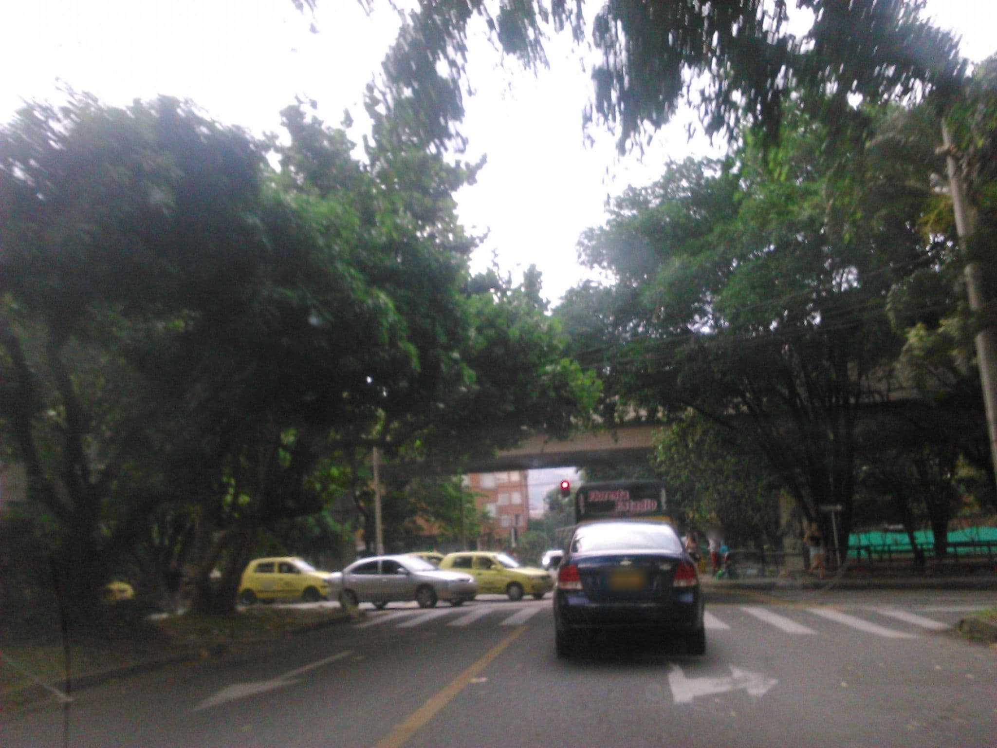 Street view near Hostal Galería de la Montaña, Medellín — © kleper (CC BY-SA · Mapillary)