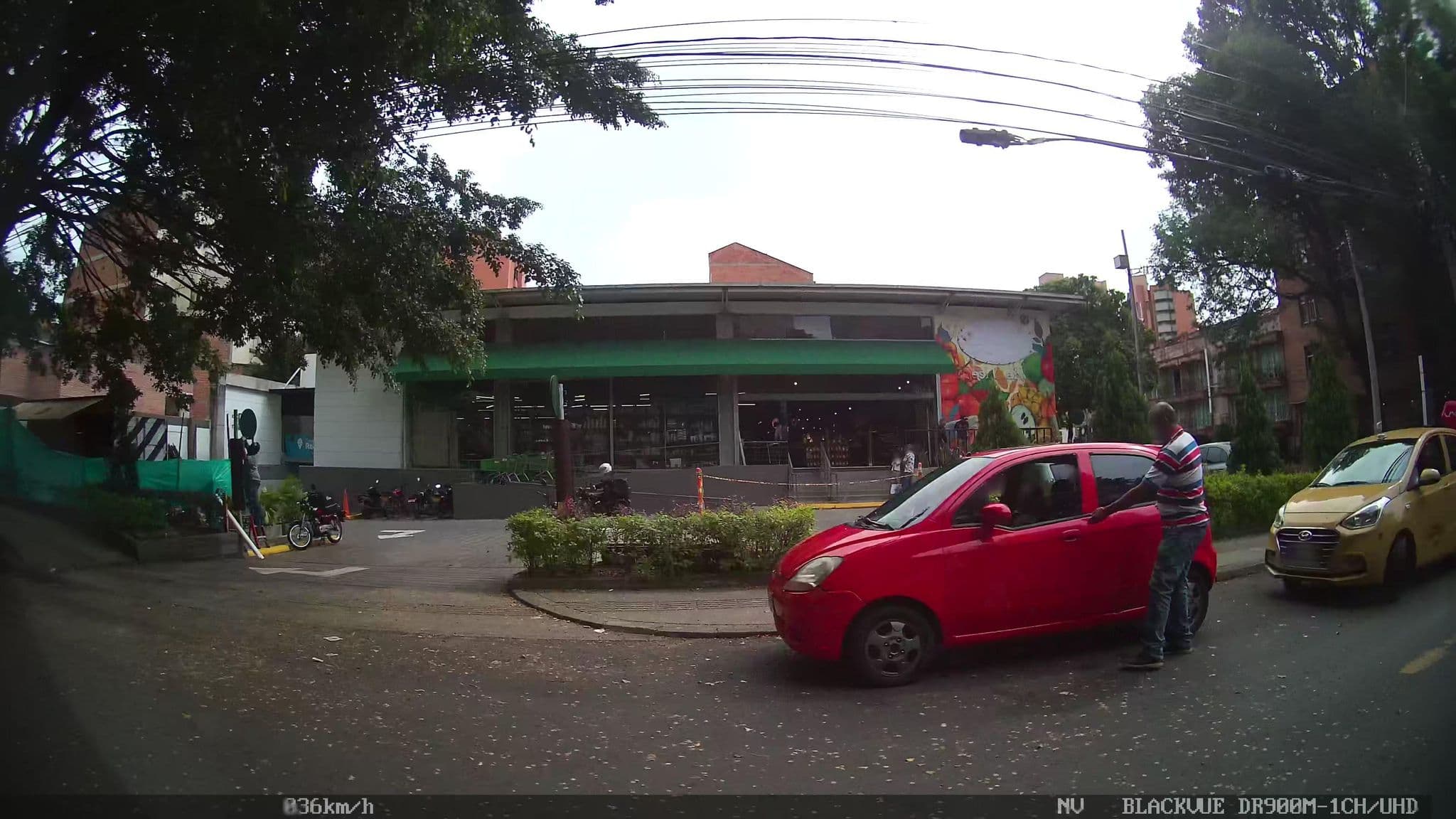 Street view near hostel boutique palo alto, Medellín — © kaart_4 (CC BY-SA · Mapillary)