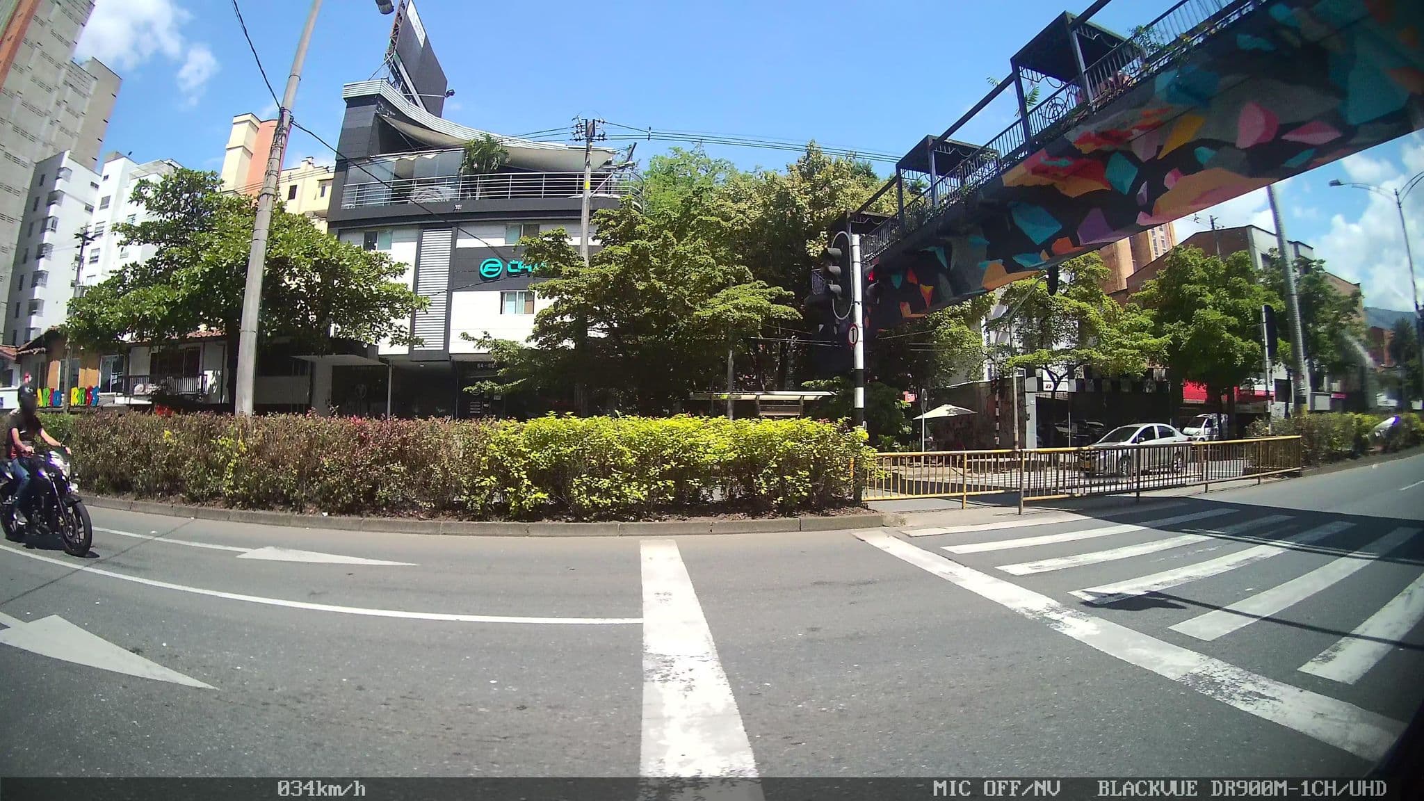 Street view near HOTEL MED 33, Medellín — © kaart_4 (CC BY-SA · Mapillary)