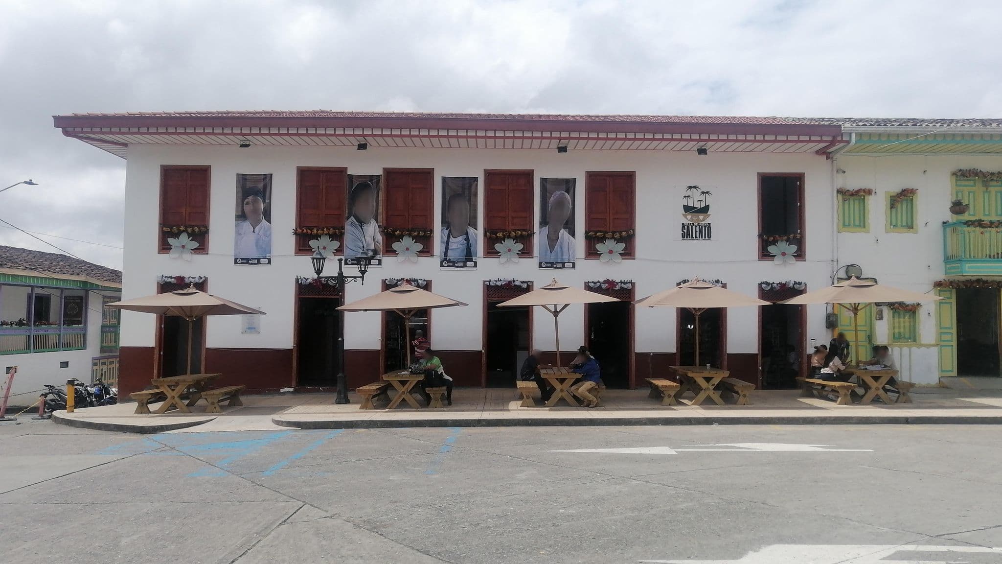 Street view near Hotel Salento Plaza, Salento — © pinorivera (CC BY-SA · Mapillary)