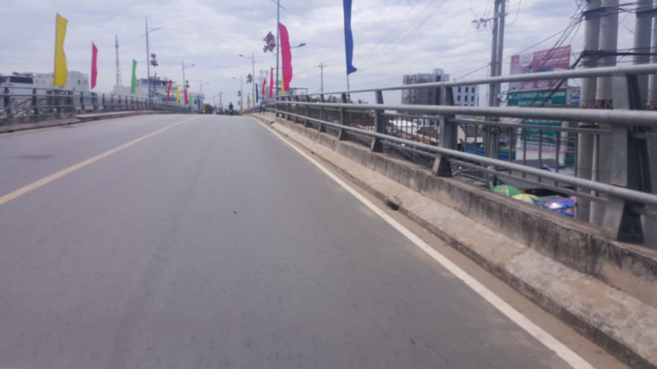Street view near Anh Vu Hotel, Dương Đông — © dohonganh (CC BY-SA · Mapillary)