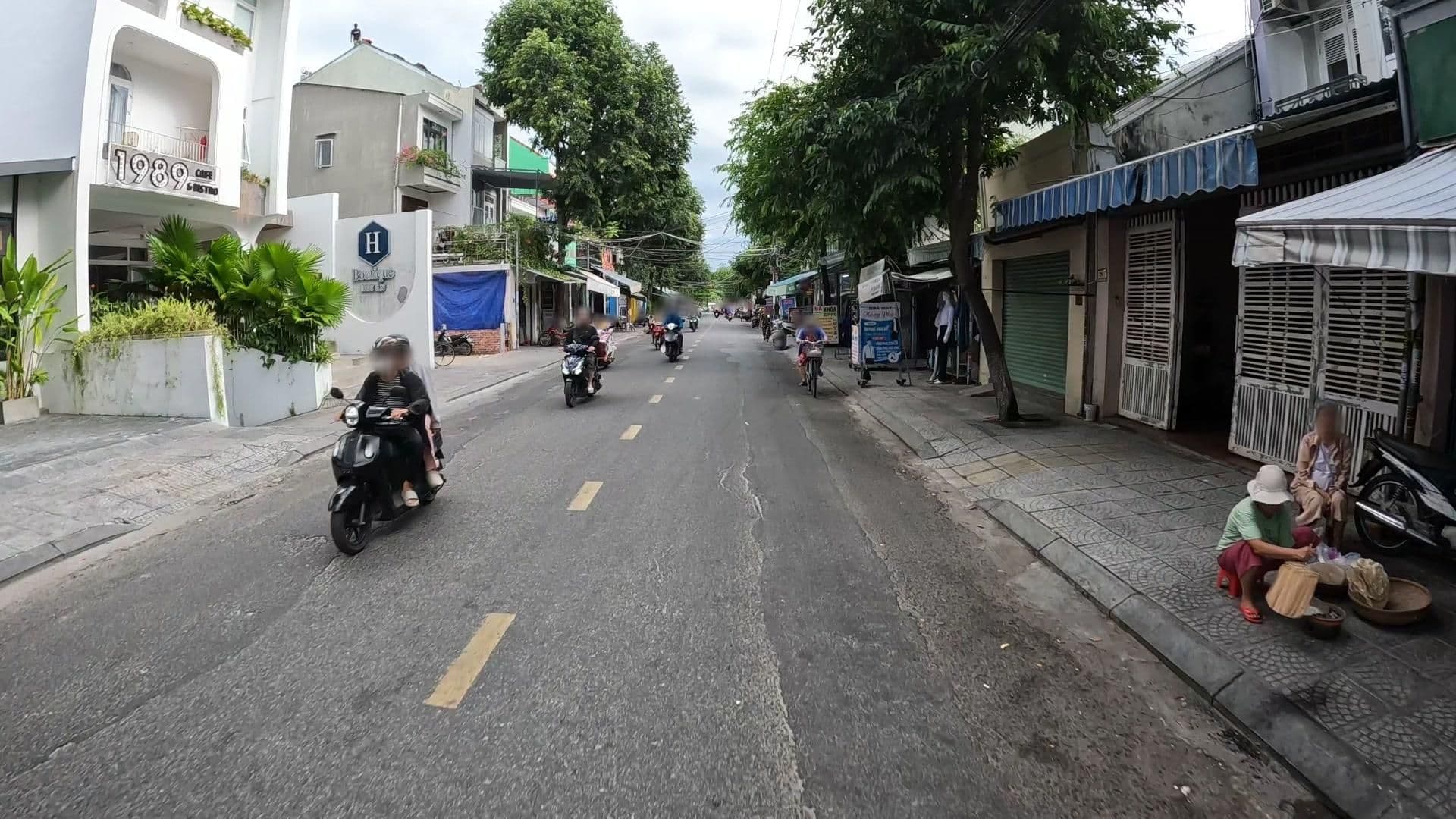 Street view near H Boutique Hoi An, Hoi An — © lucomsky (CC BY-SA · Mapillary)