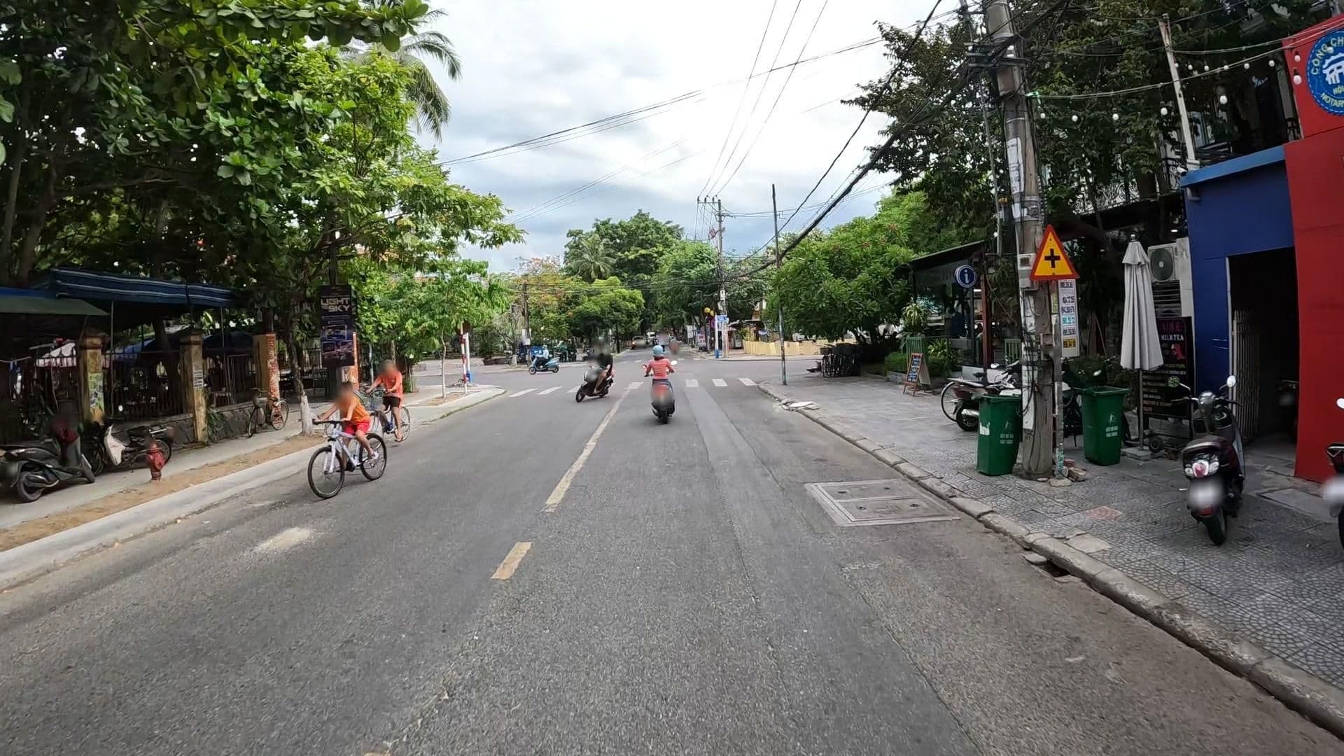 Street view near FUSE Old Town Hoi An Hostel, Hoi An — © lucomsky (CC BY-SA · Mapillary)