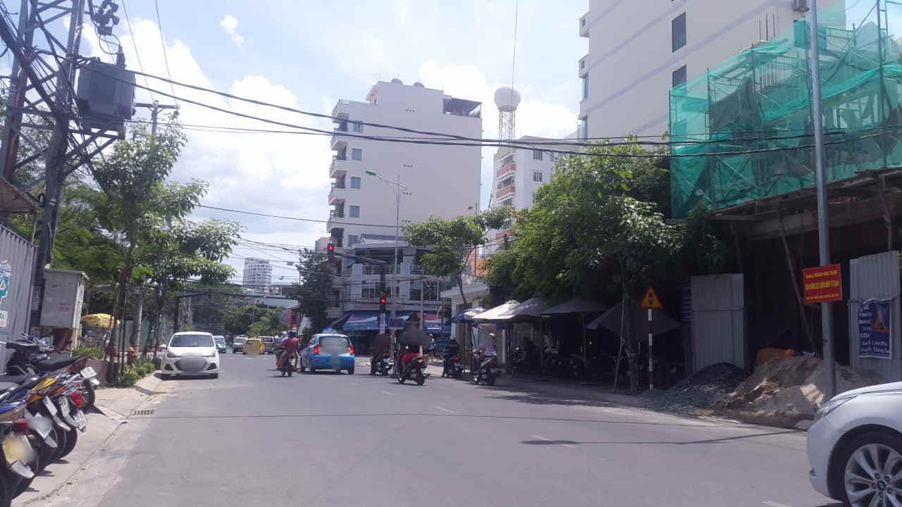 Street view near Sao Viet Nha Trang Hotel, Nha Trang — © hoangvietanh (CC BY-SA · Mapillary)