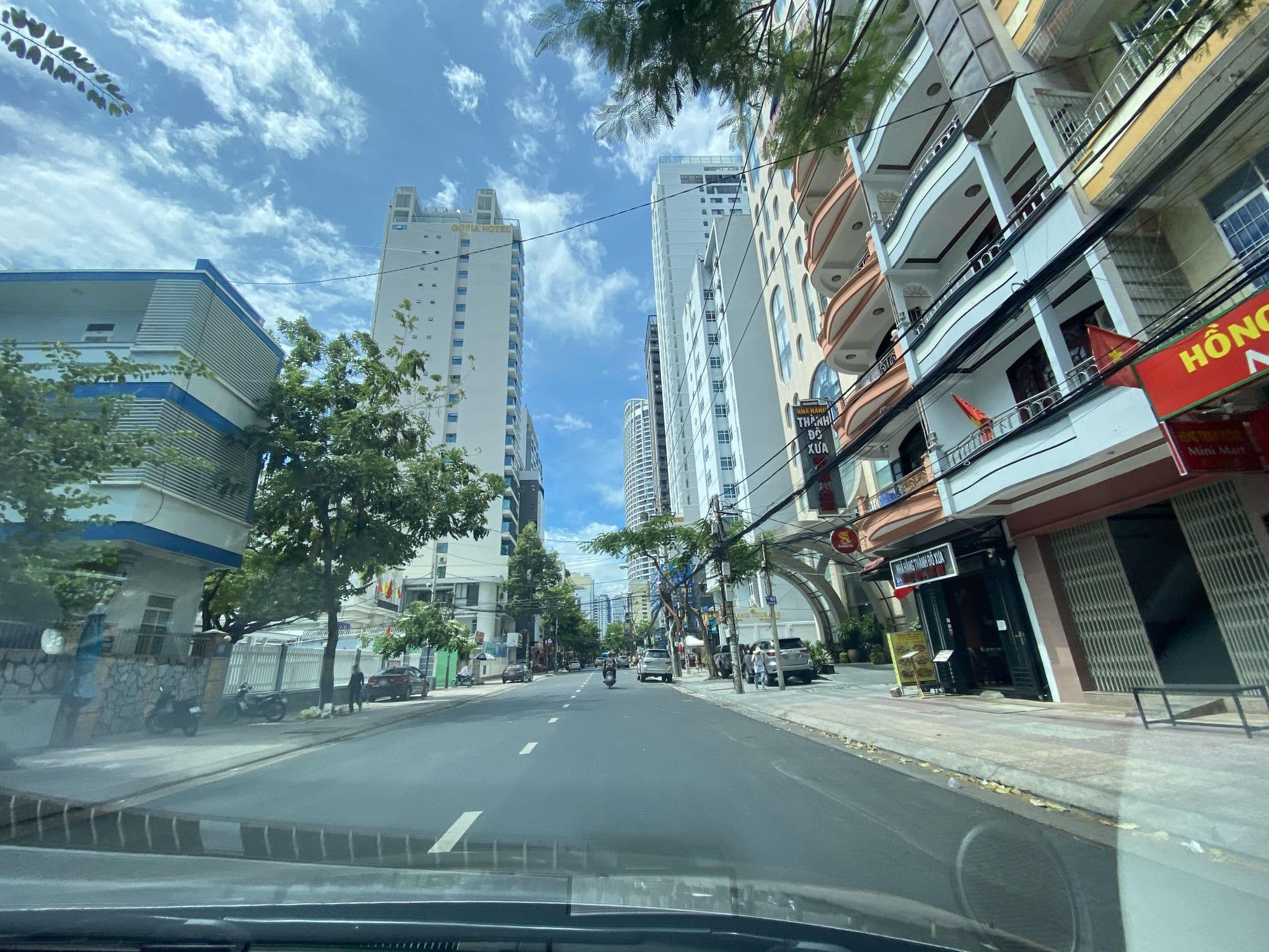Street view near LegendSea Hotel Nha Trang, Nha Trang — © DriveWithHoang (CC BY-SA · Mapillary)