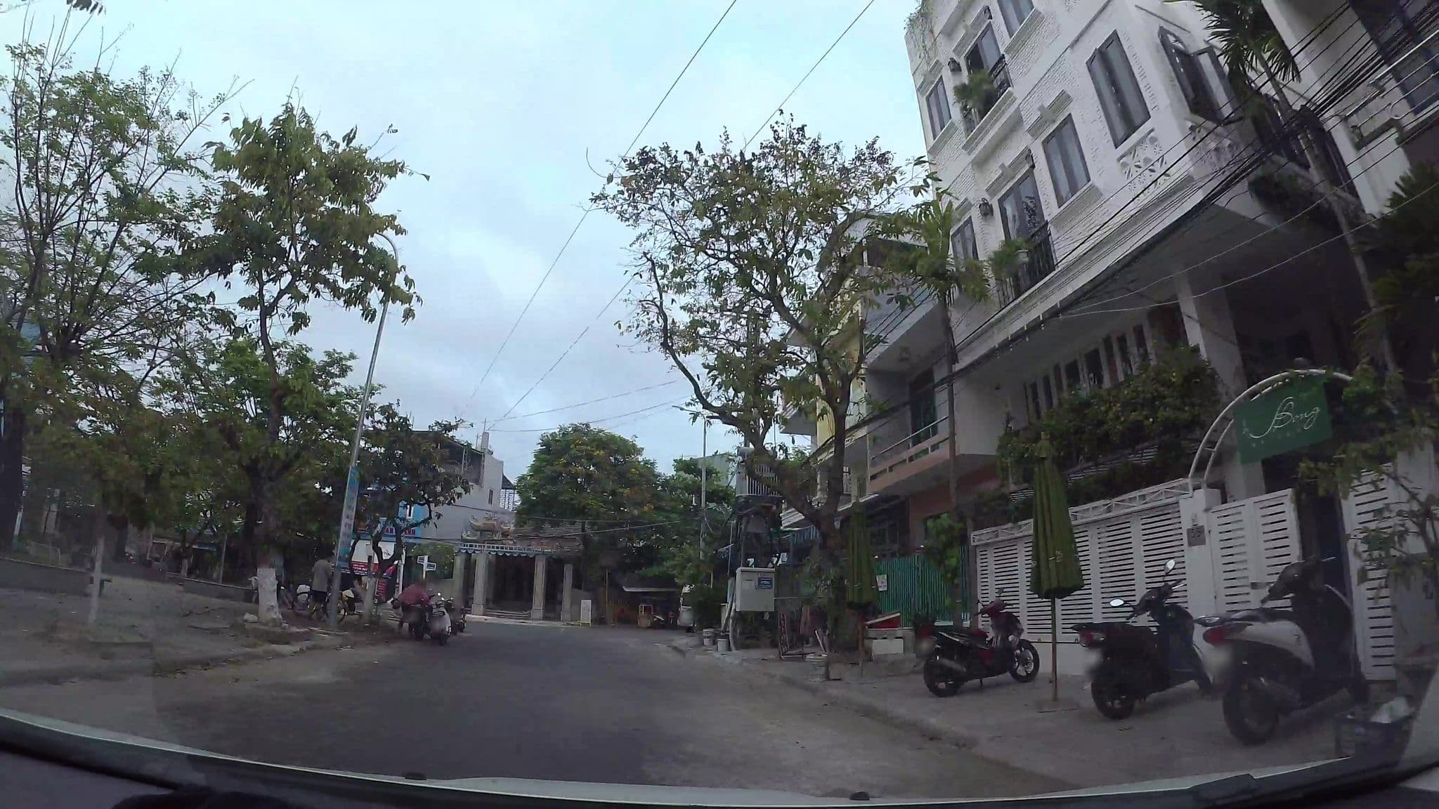 Street view near SBong Maison Nhà Tư Nhân, Sơn Trà — © kaartcam (CC BY-SA · Mapillary)