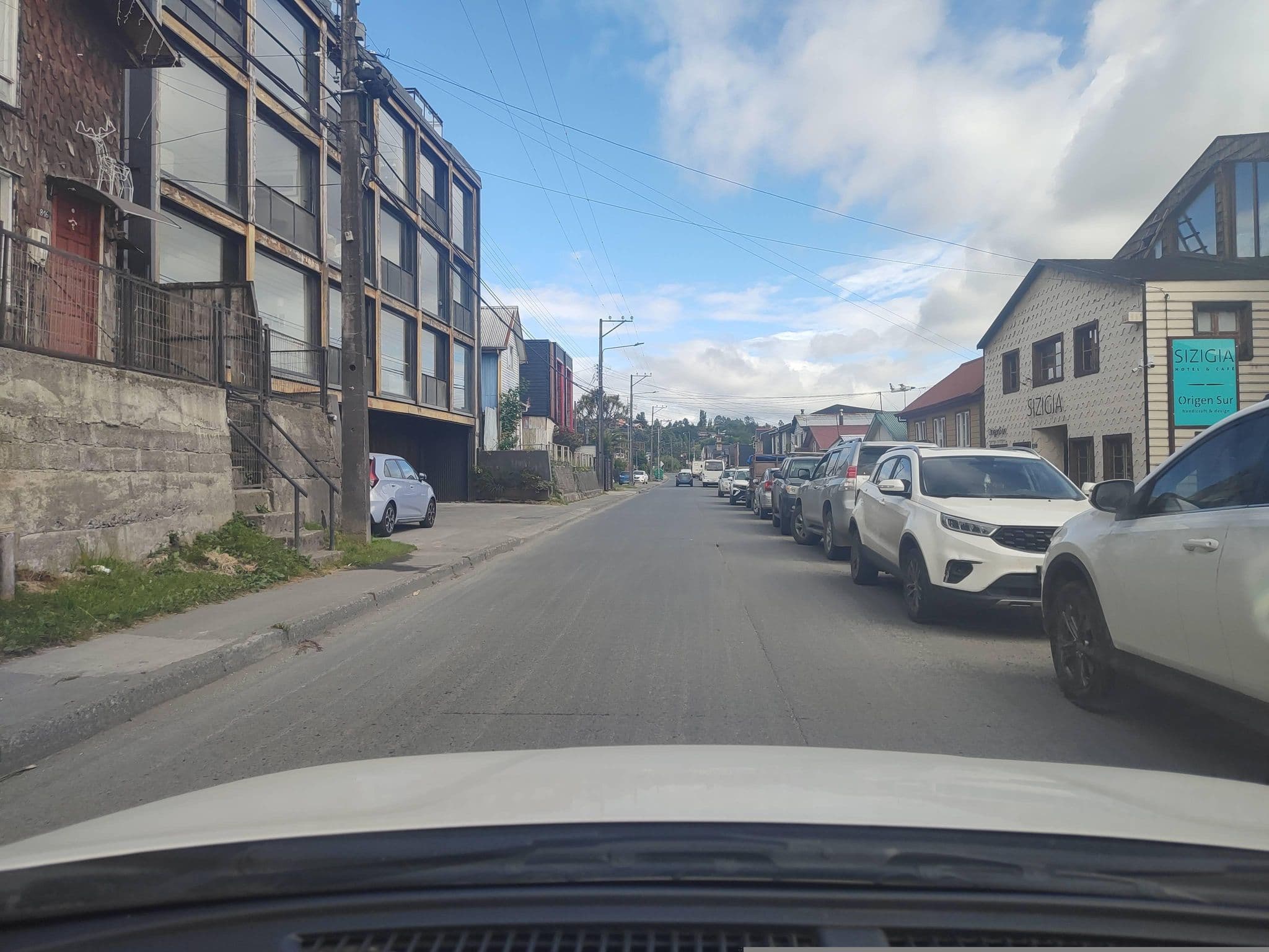 Street view near Sizigia Hotel Palafito, Castro — © andresduhour (CC BY-SA · Mapillary)